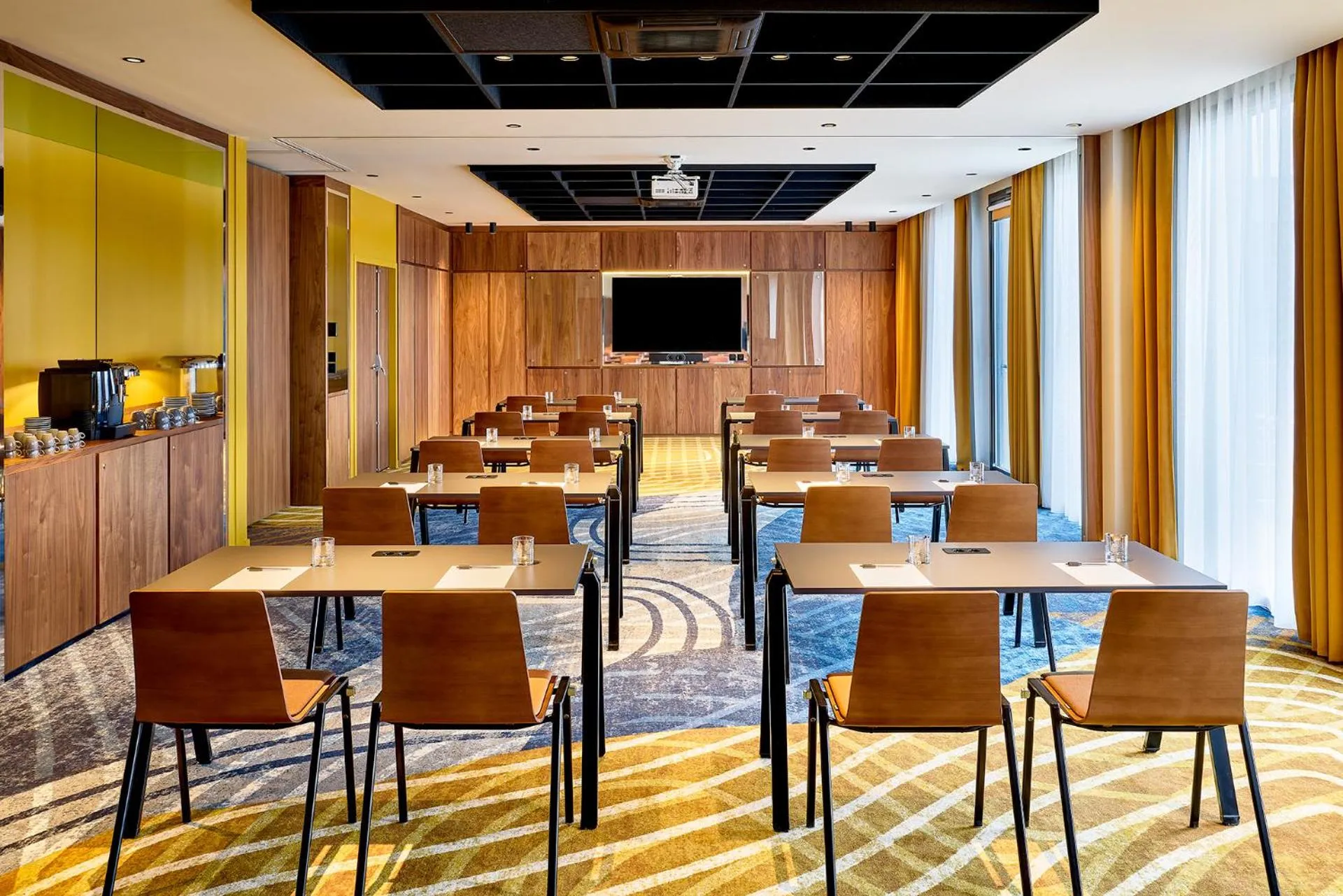 Meeting/conference room in Courtyard by Marriott Lyon Eurexpo Stadium