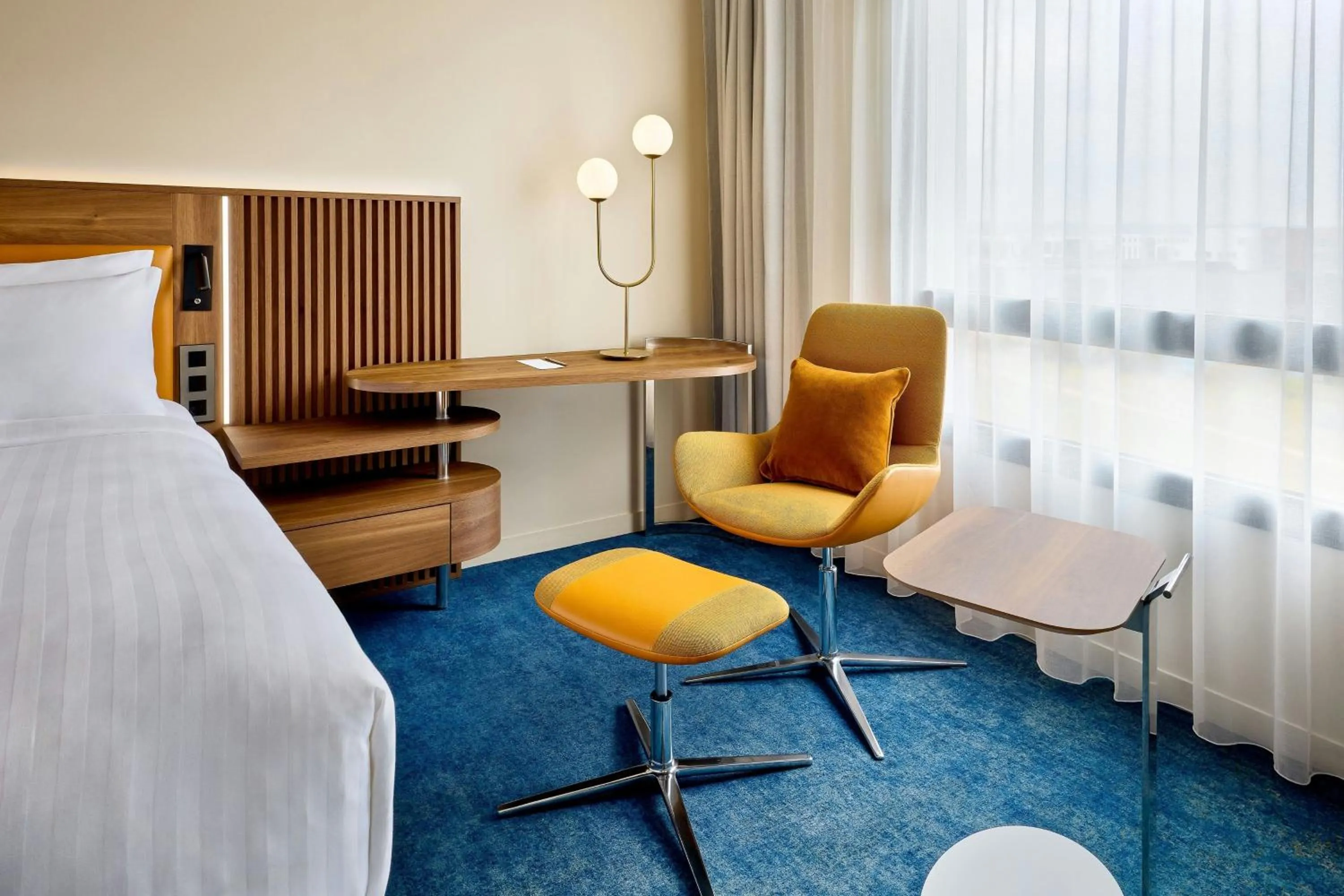 Photo of the whole room in Courtyard by Marriott Lyon Eurexpo Stadium