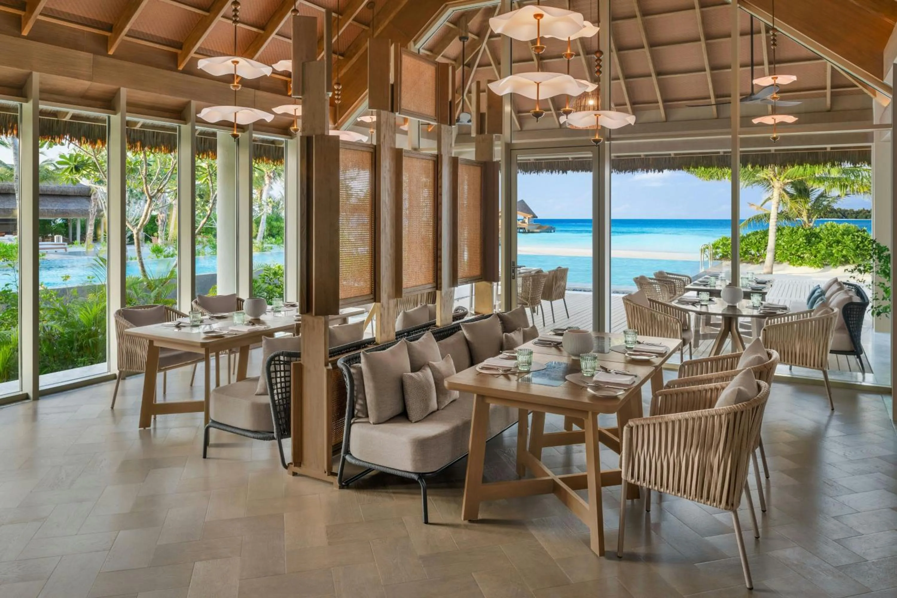 Restaurant/places to eat in JW Marriott Maldives Kaafu Atoll Island Resort
