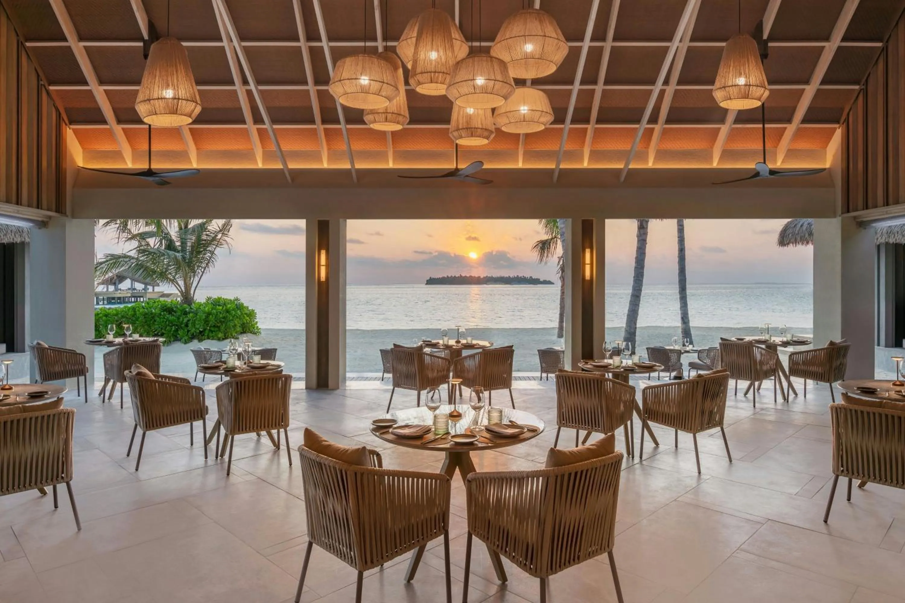 Restaurant/places to eat in JW Marriott Maldives Kaafu Atoll Island Resort