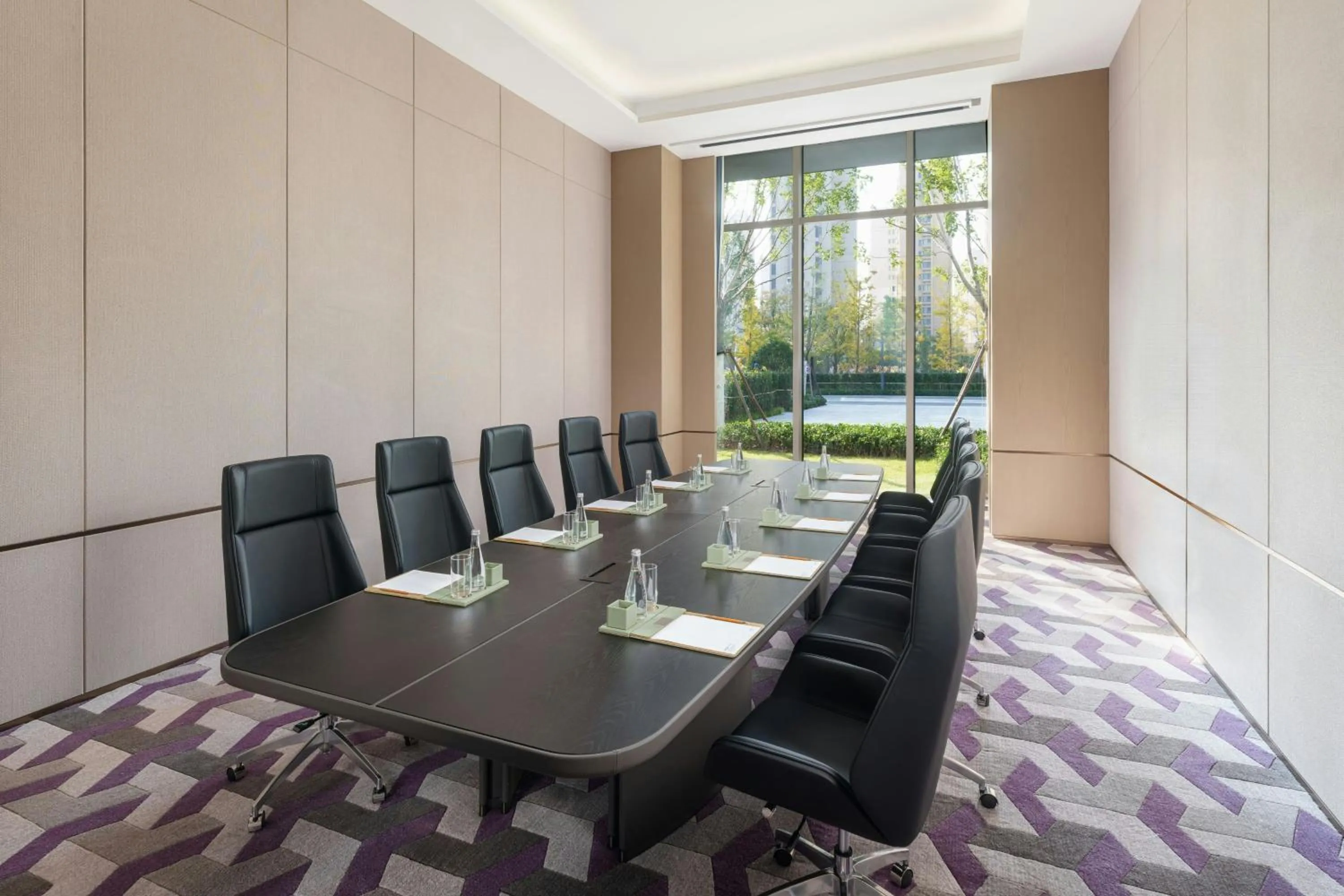 Meeting/conference room in Renaissance Qingdao Hotel