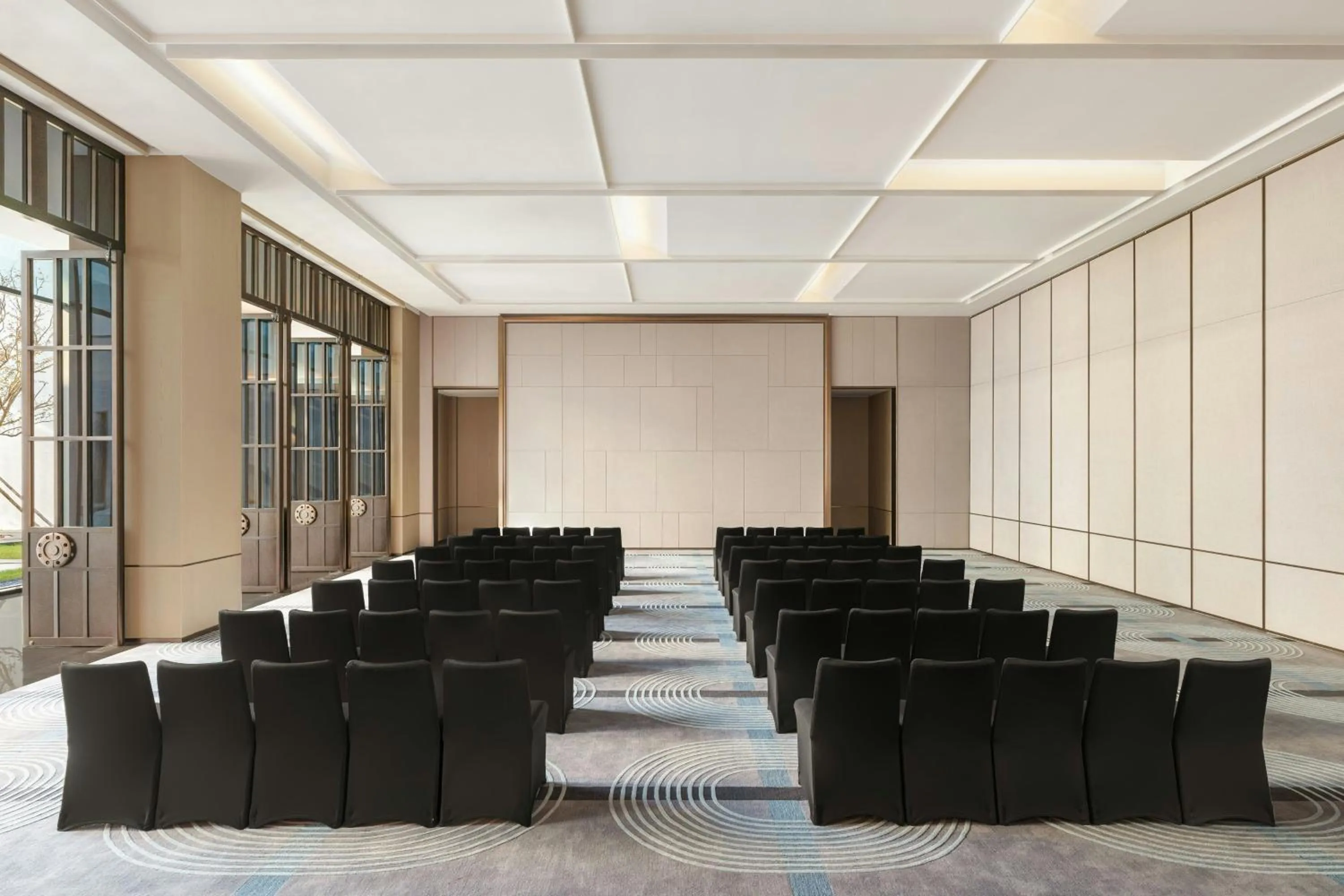Meeting/conference room in Renaissance Qingdao Hotel