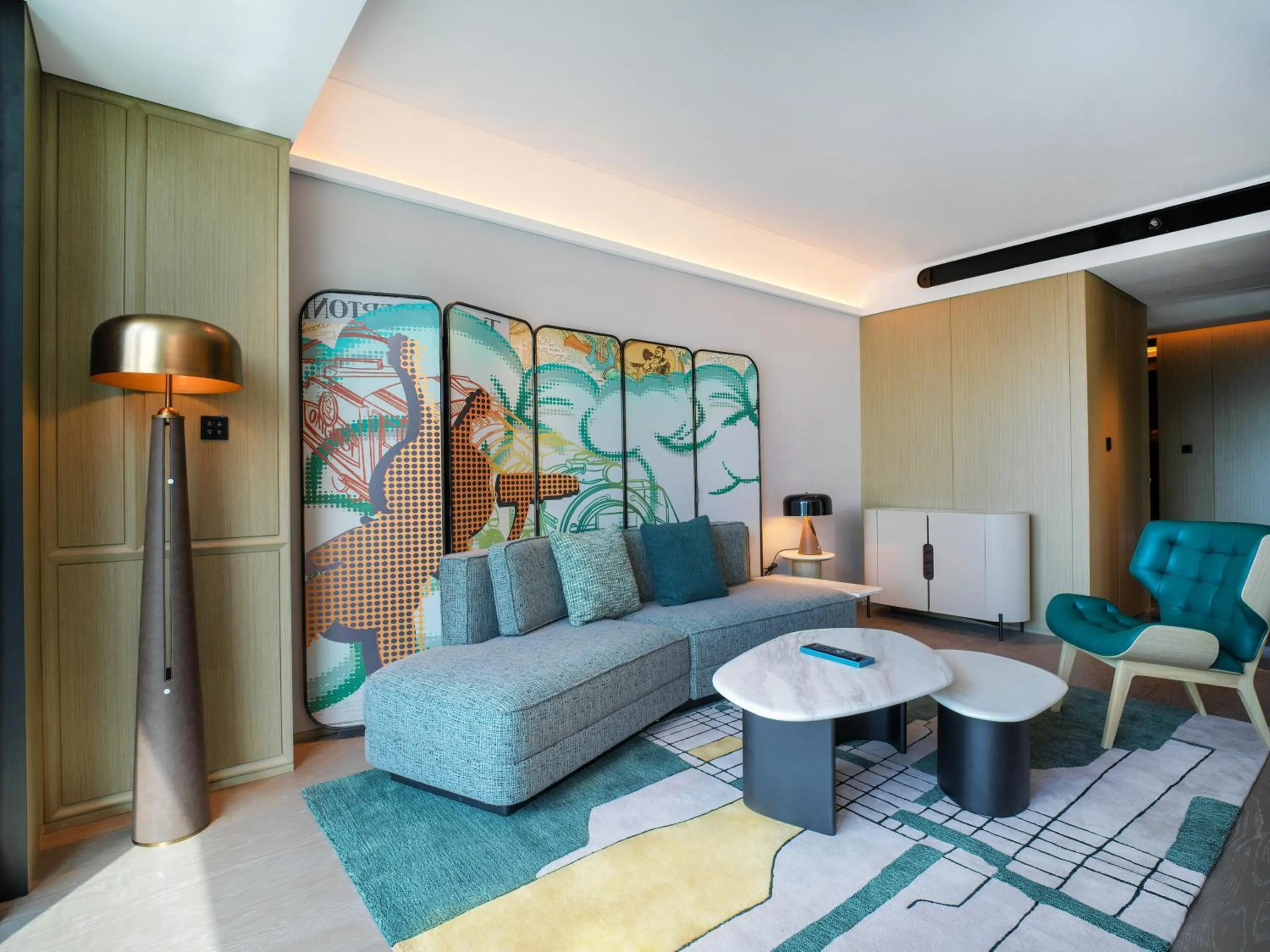 Living room in Renaissance Qingdao Hotel