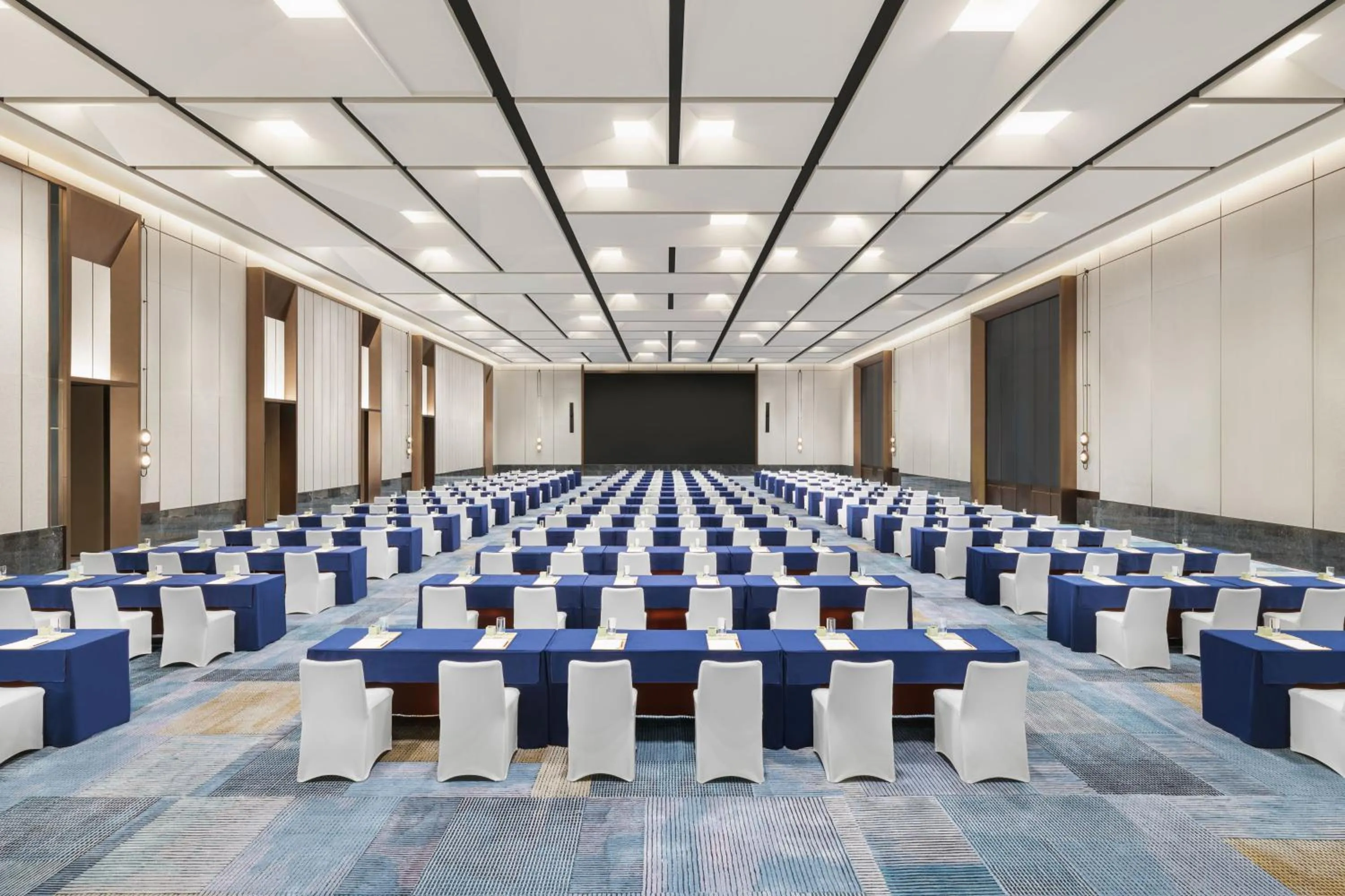 Meeting/conference room in Renaissance Qingdao Hotel
