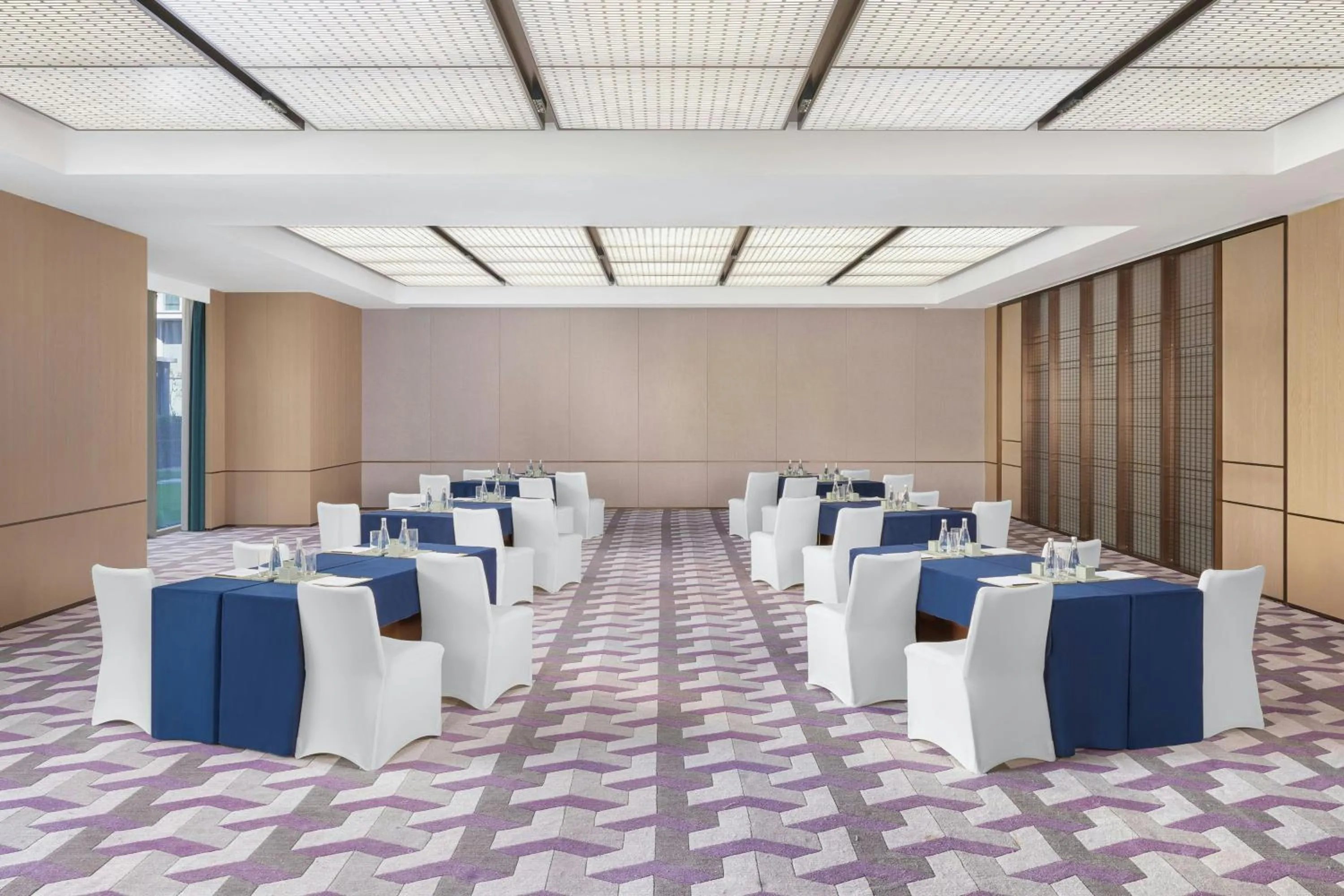 Meeting/conference room in Renaissance Qingdao Hotel