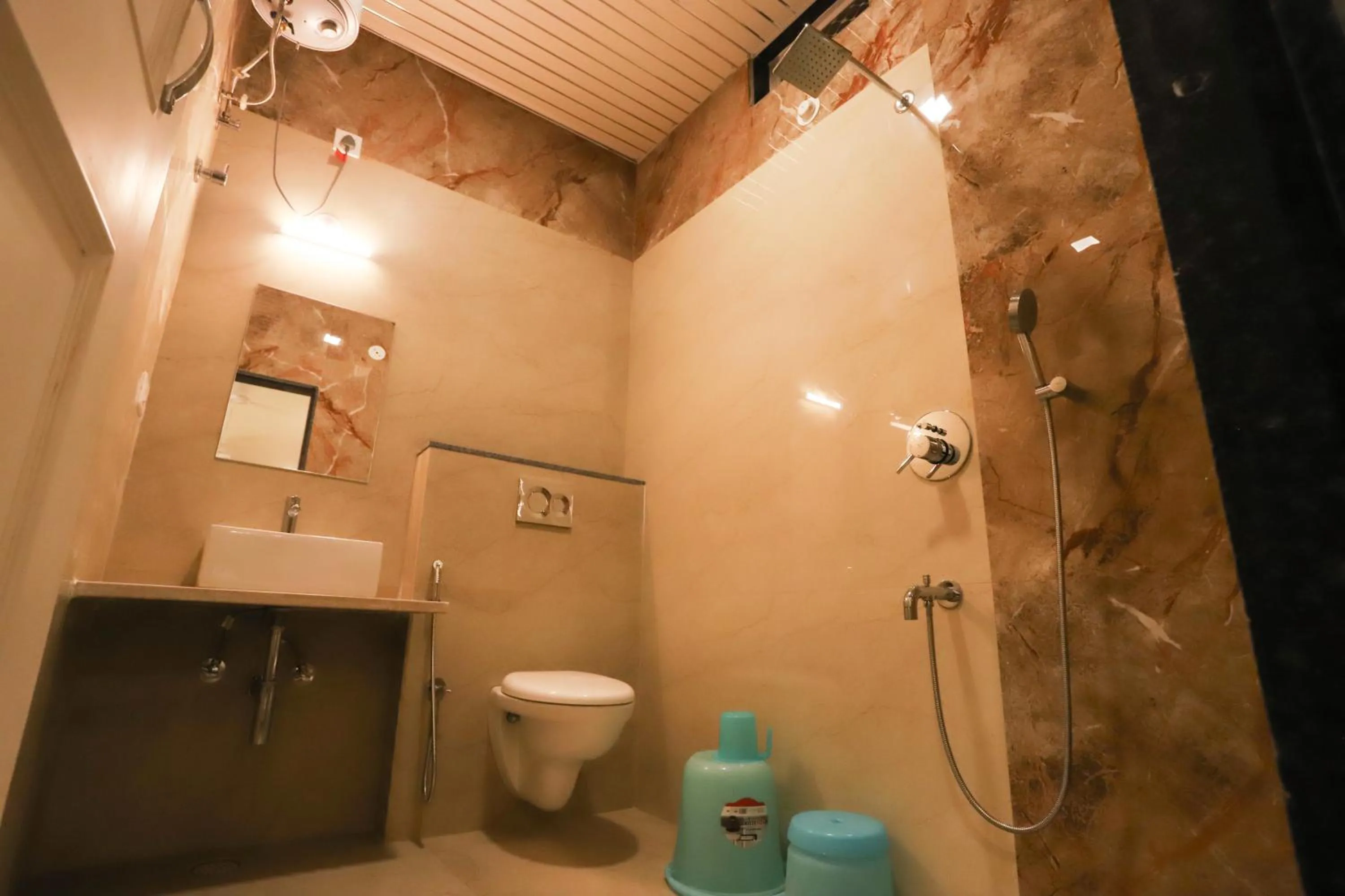 Triple Room in Hotel Indra Palace