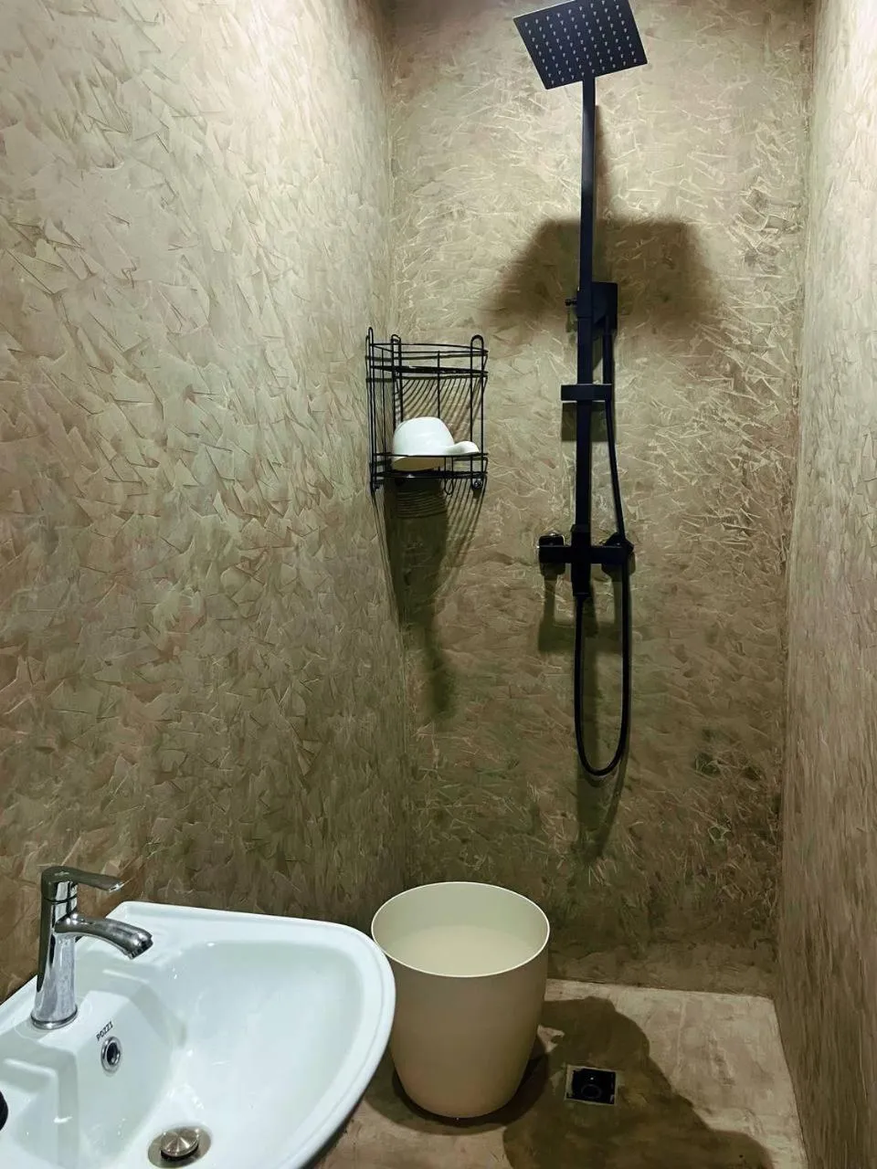 Kada Hostel by Surfsand