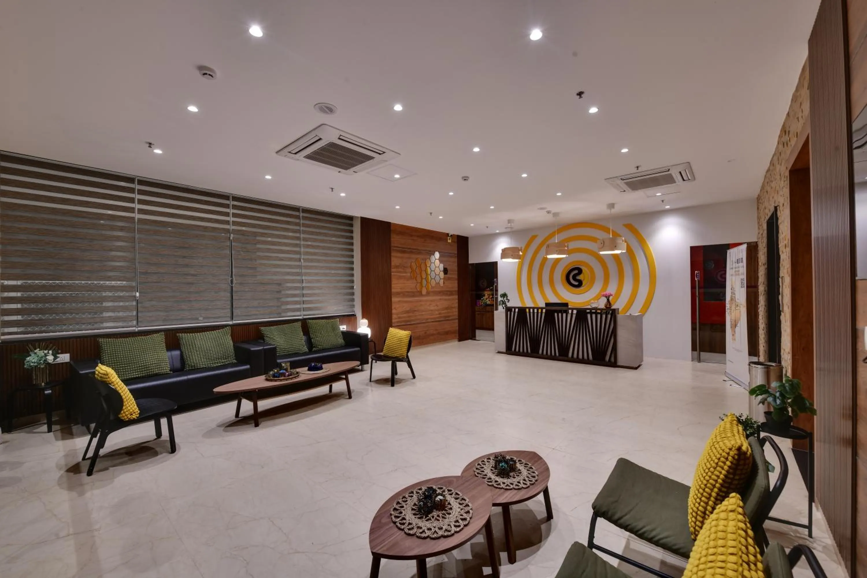 Lobby or reception in Click Hotel Vista-Kempegowda Airport