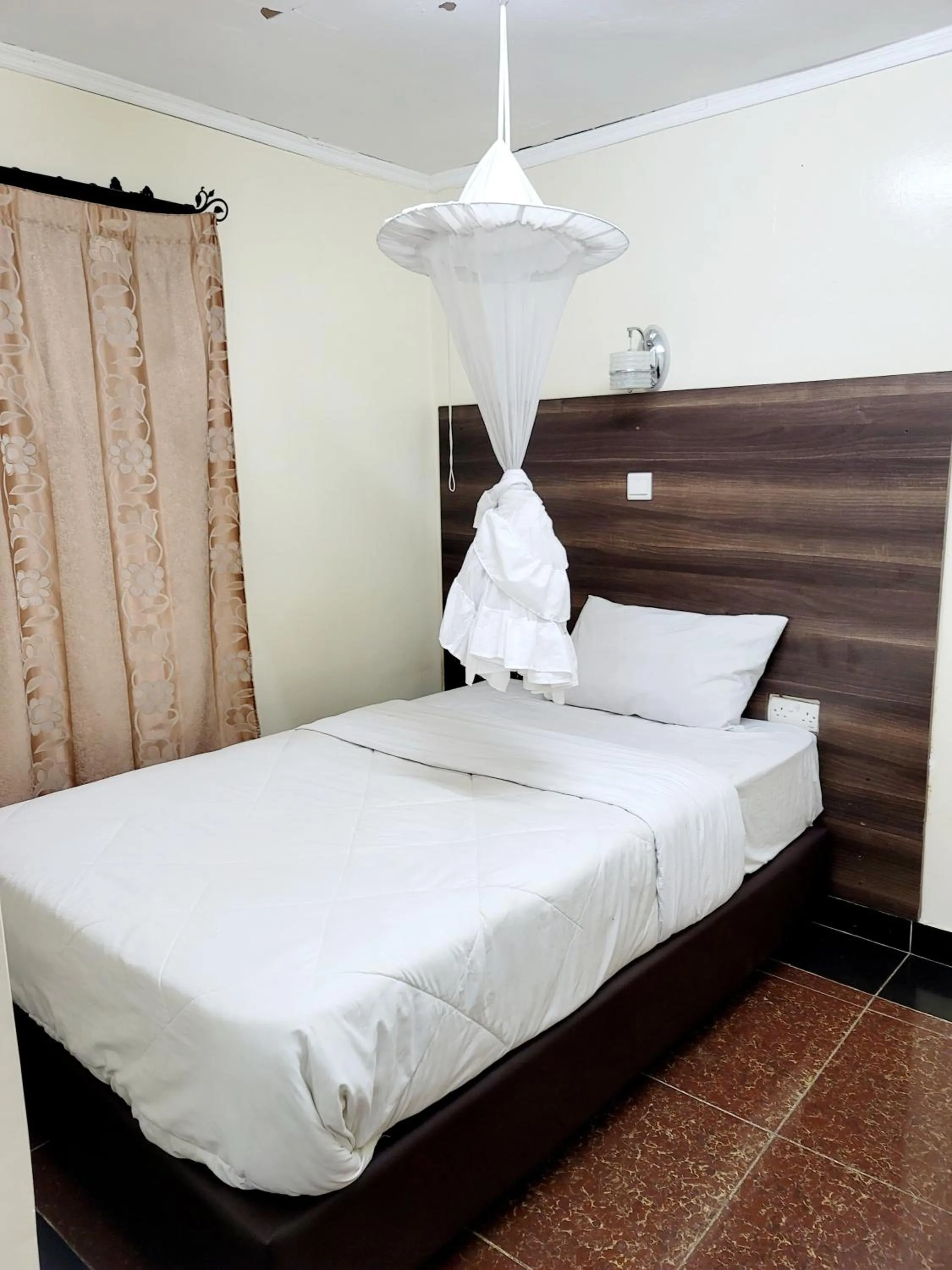 Bed in Nairobi Glory Palace Hotel