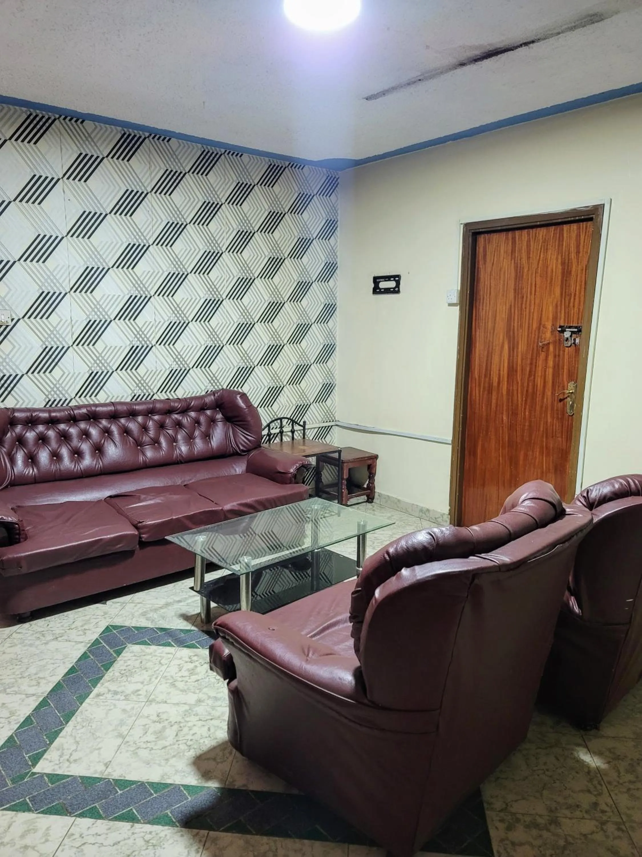 Living room in Nairobi Glory Palace Hotel