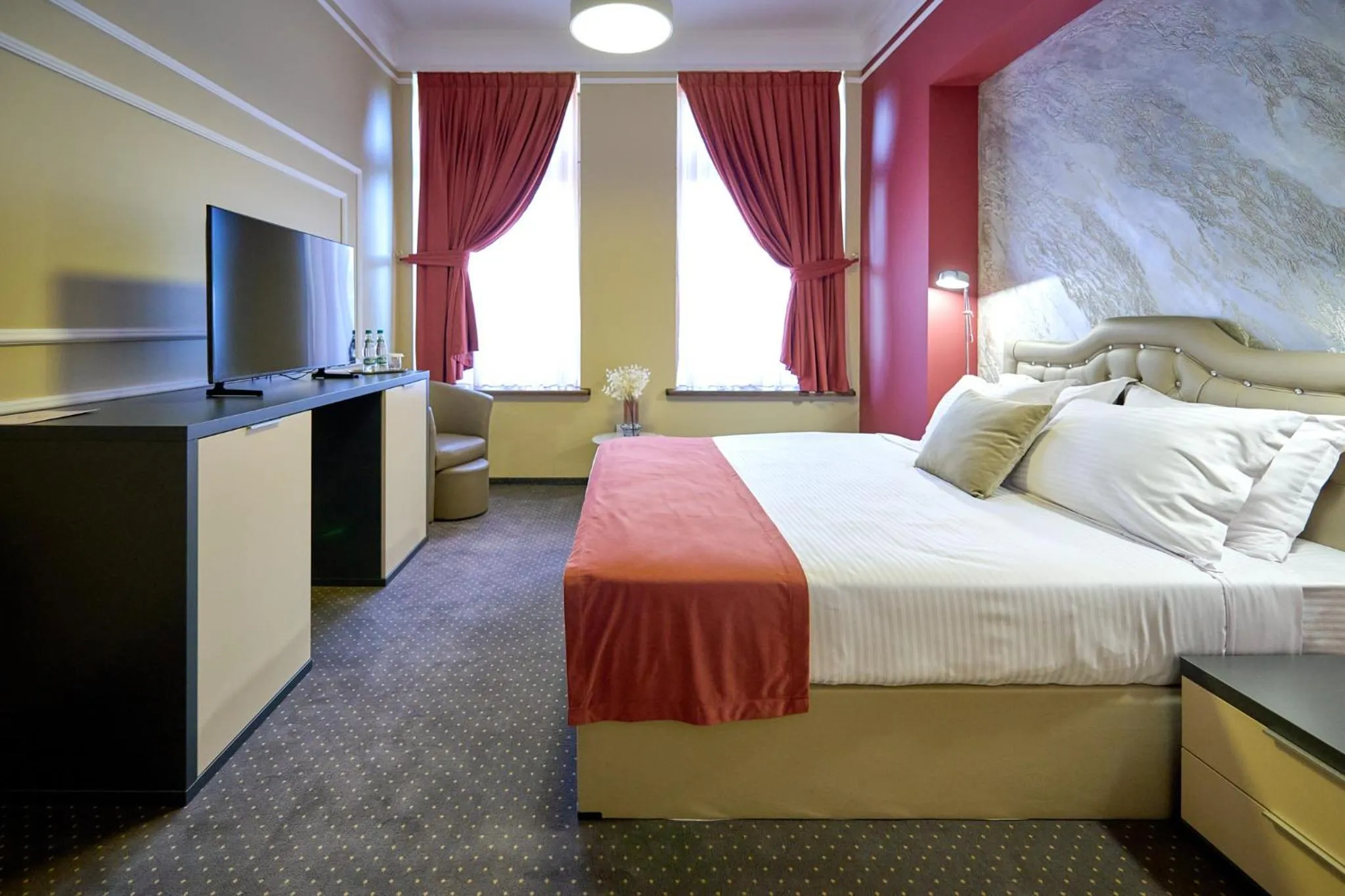 Photo of the whole room, Bed in G Danube Boutique Hotel