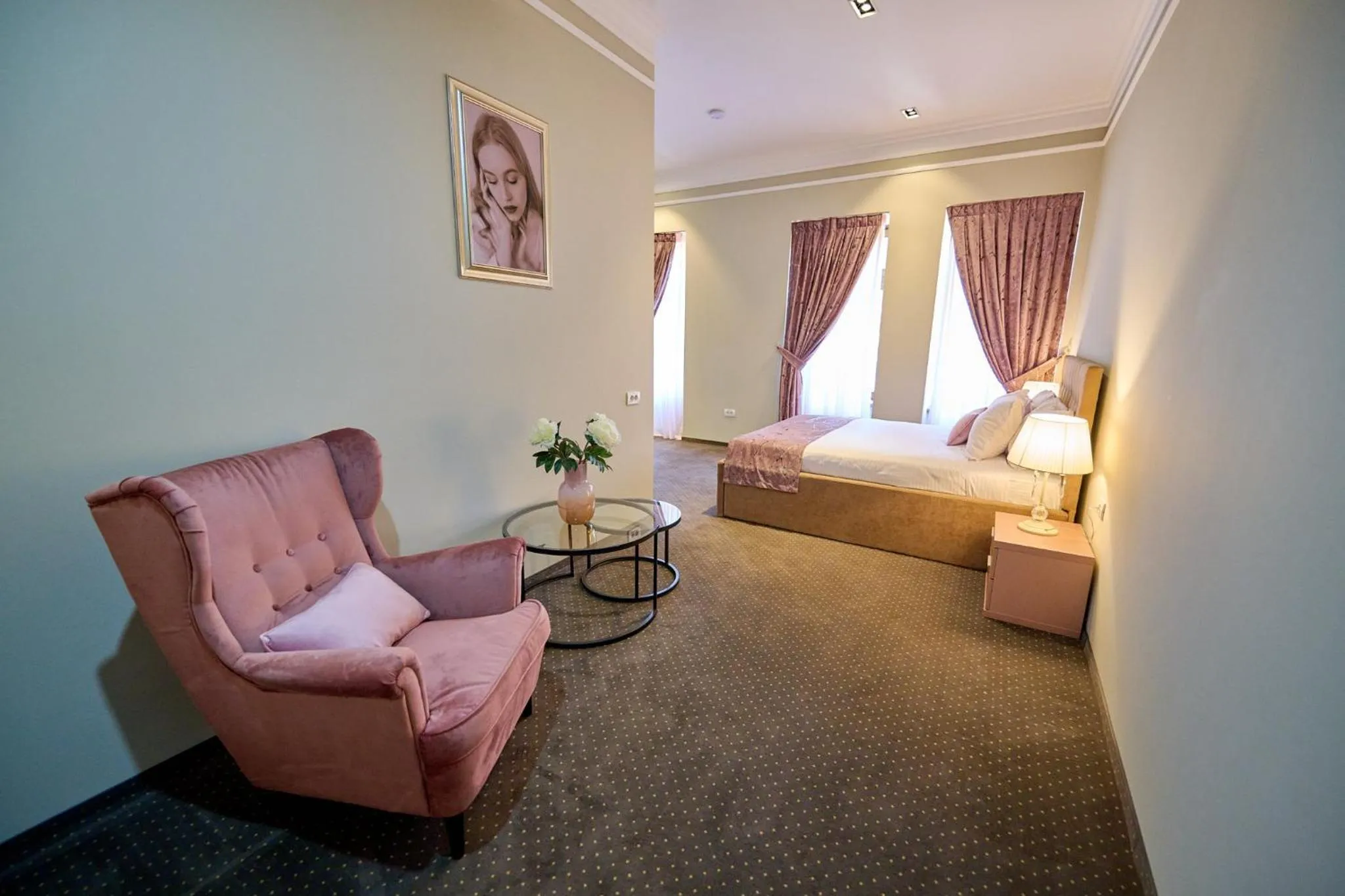 Living room, Bed in G Danube Boutique Hotel