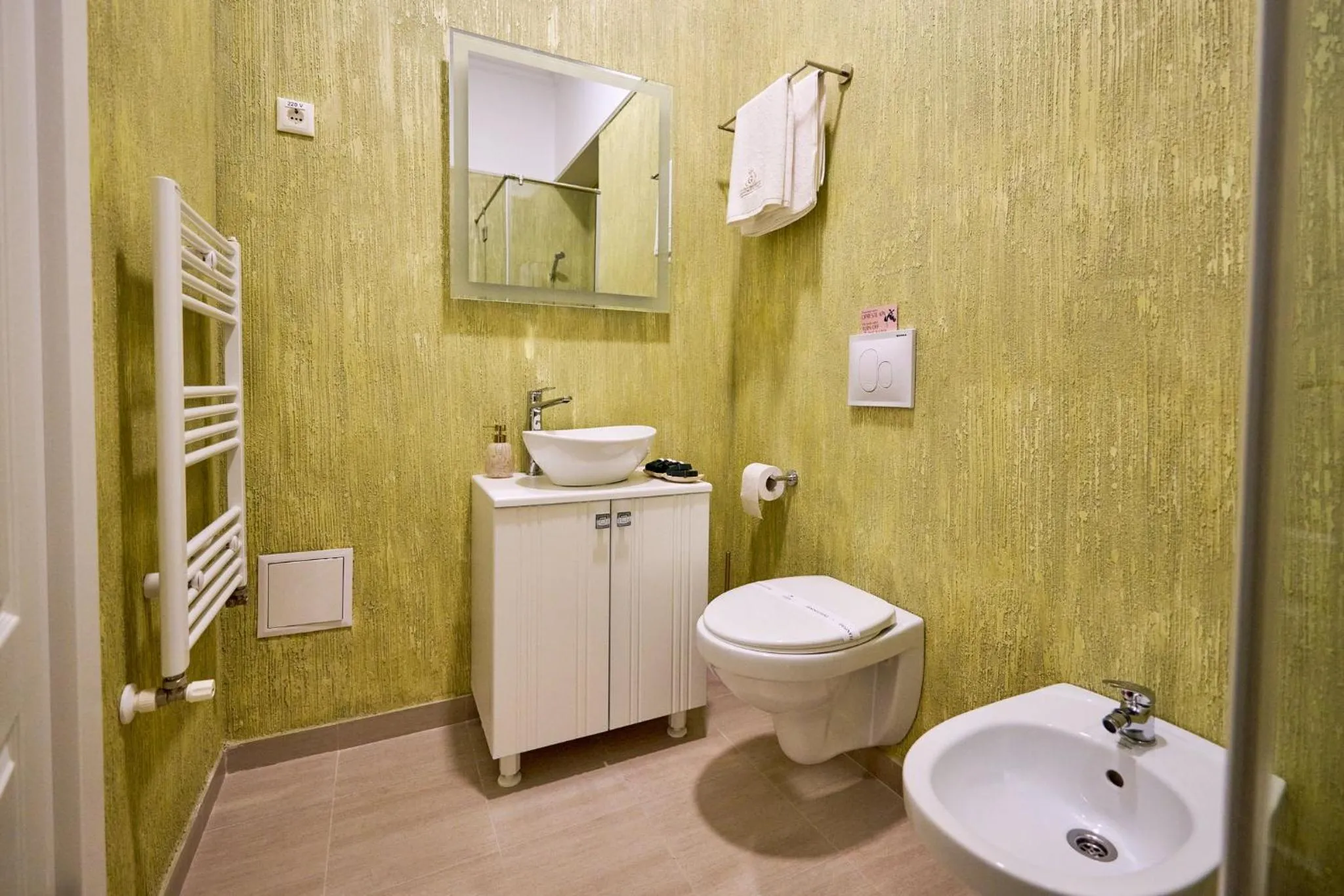 bidet in G Danube Boutique Hotel