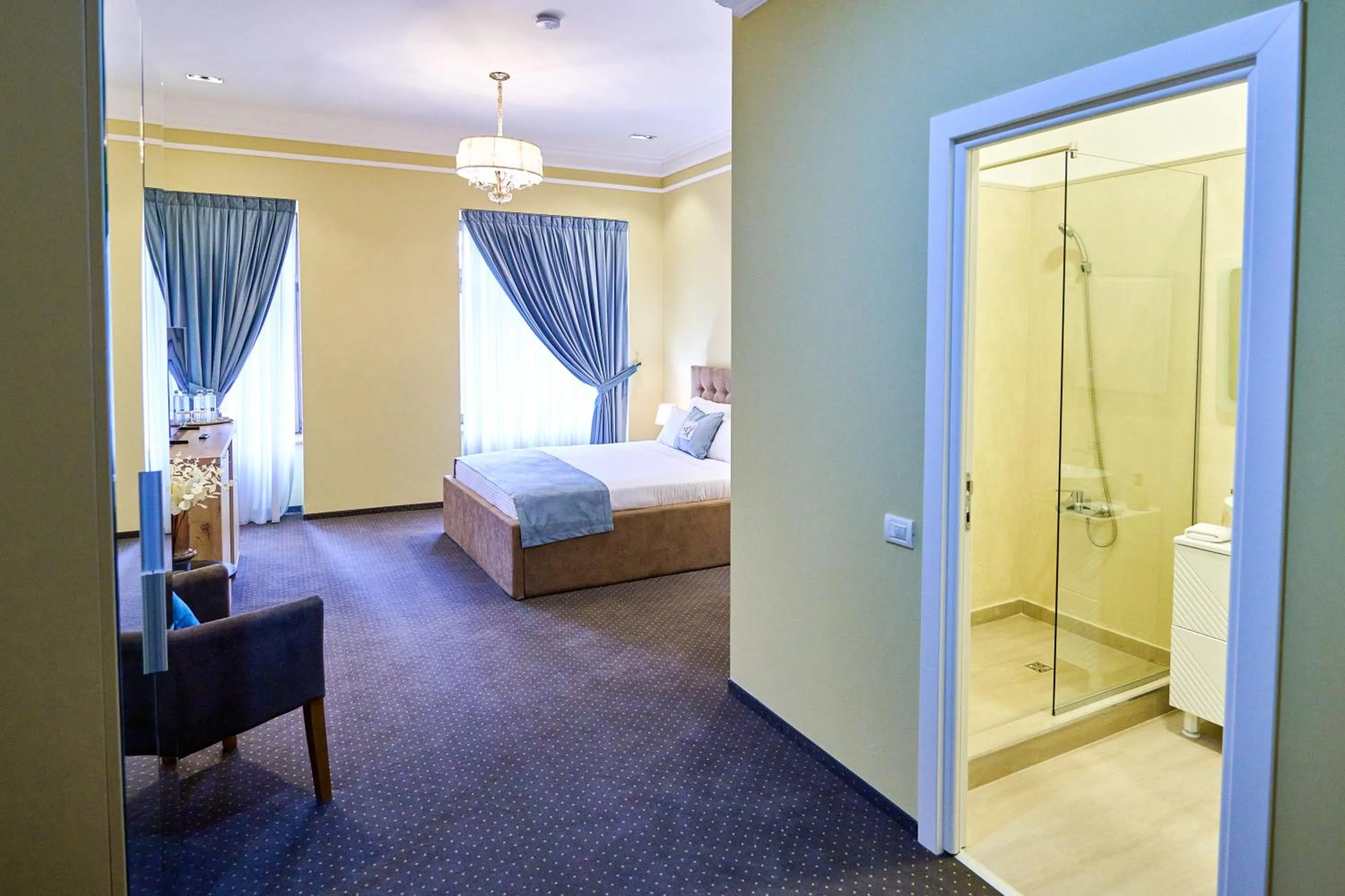 Photo of the whole room, Bed in G Danube Boutique Hotel
