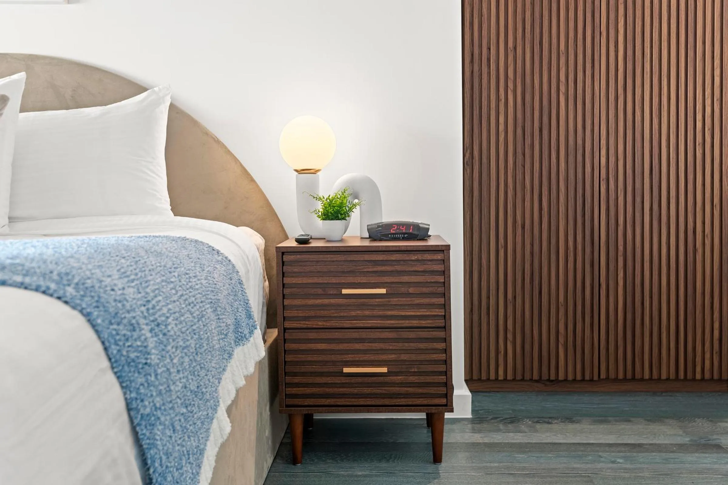 Bed in Global Luxury Suites at The Apex Miami