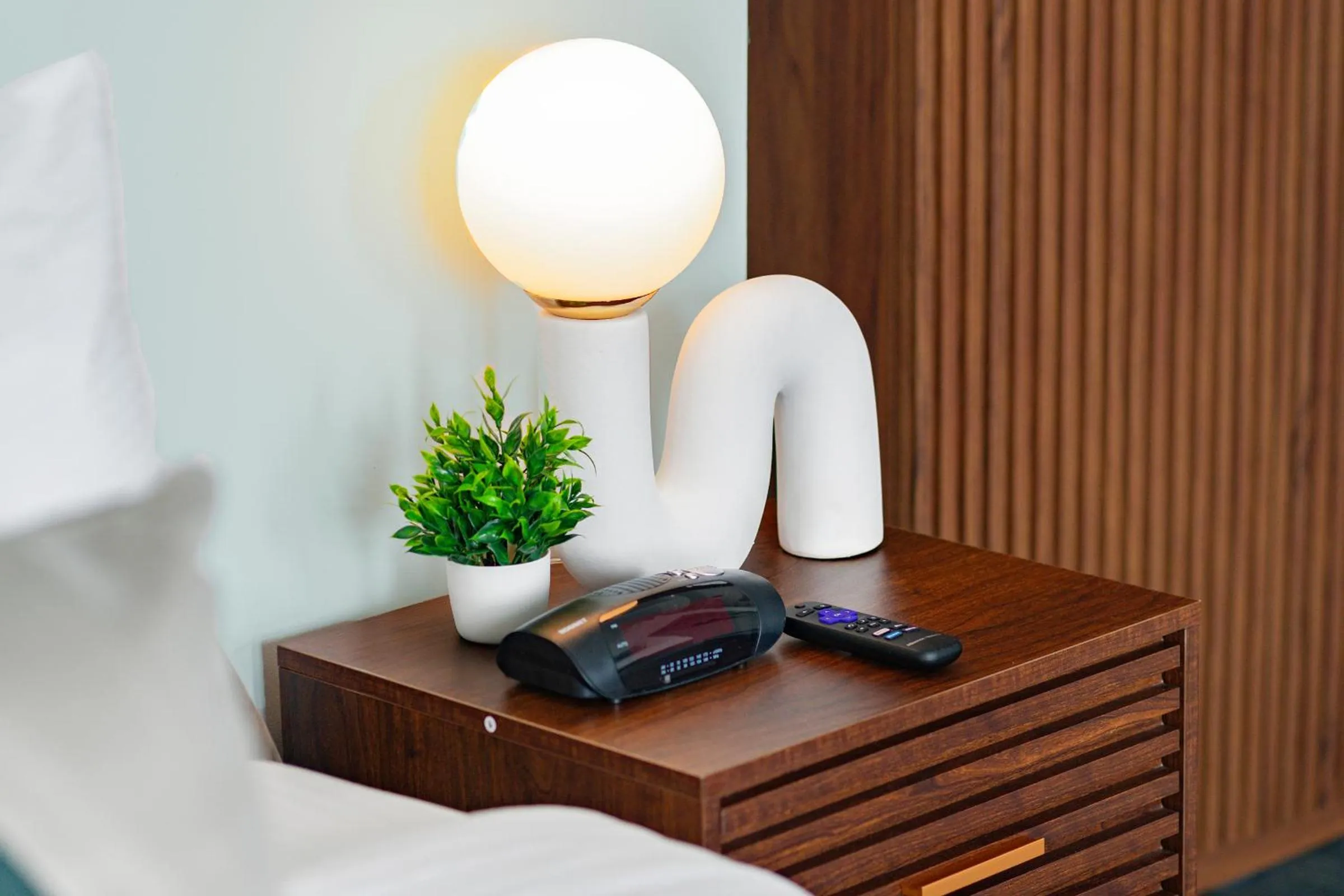 Bed in Global Luxury Suites at The Apex Miami