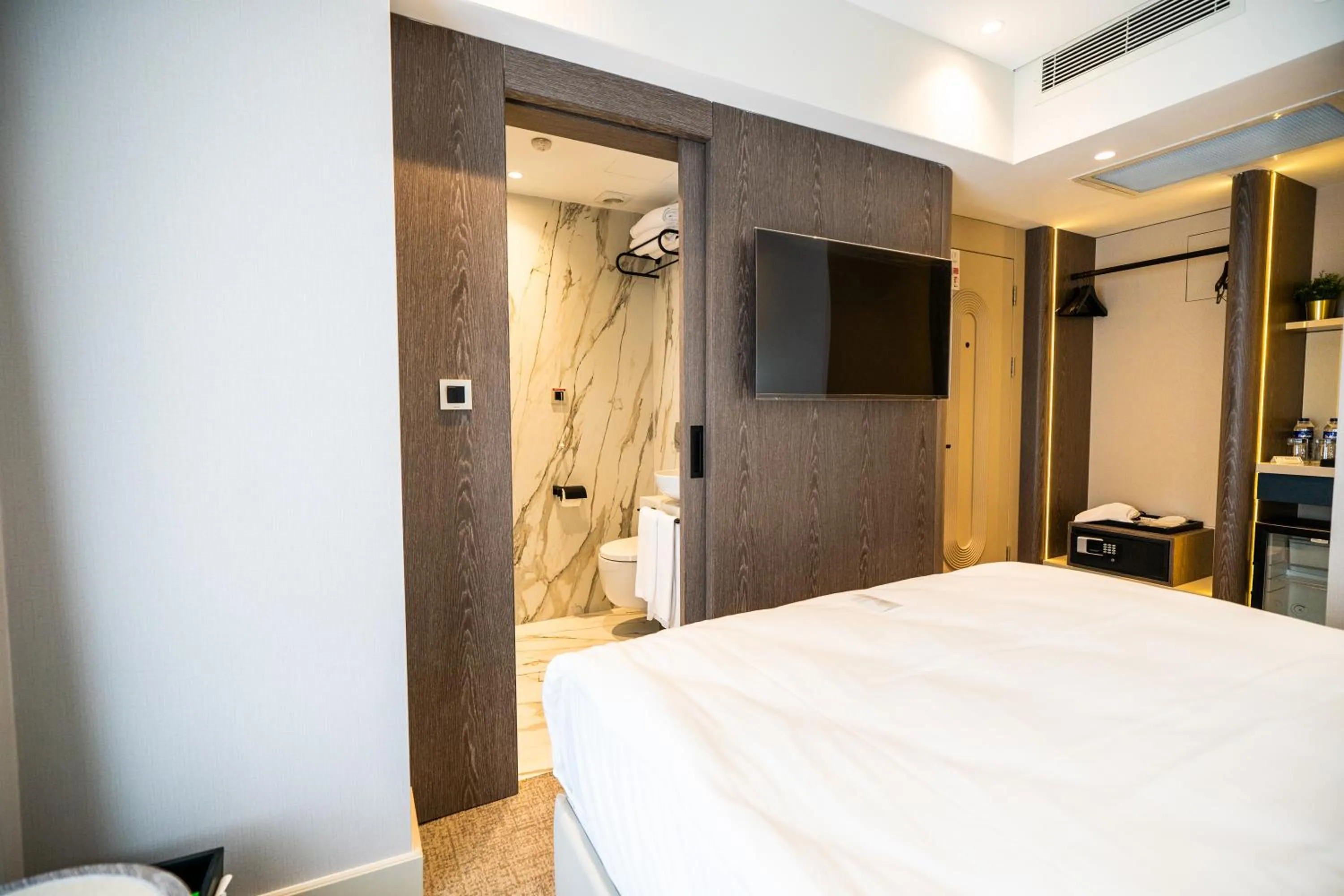 Bed in Lunet Old City Hotel