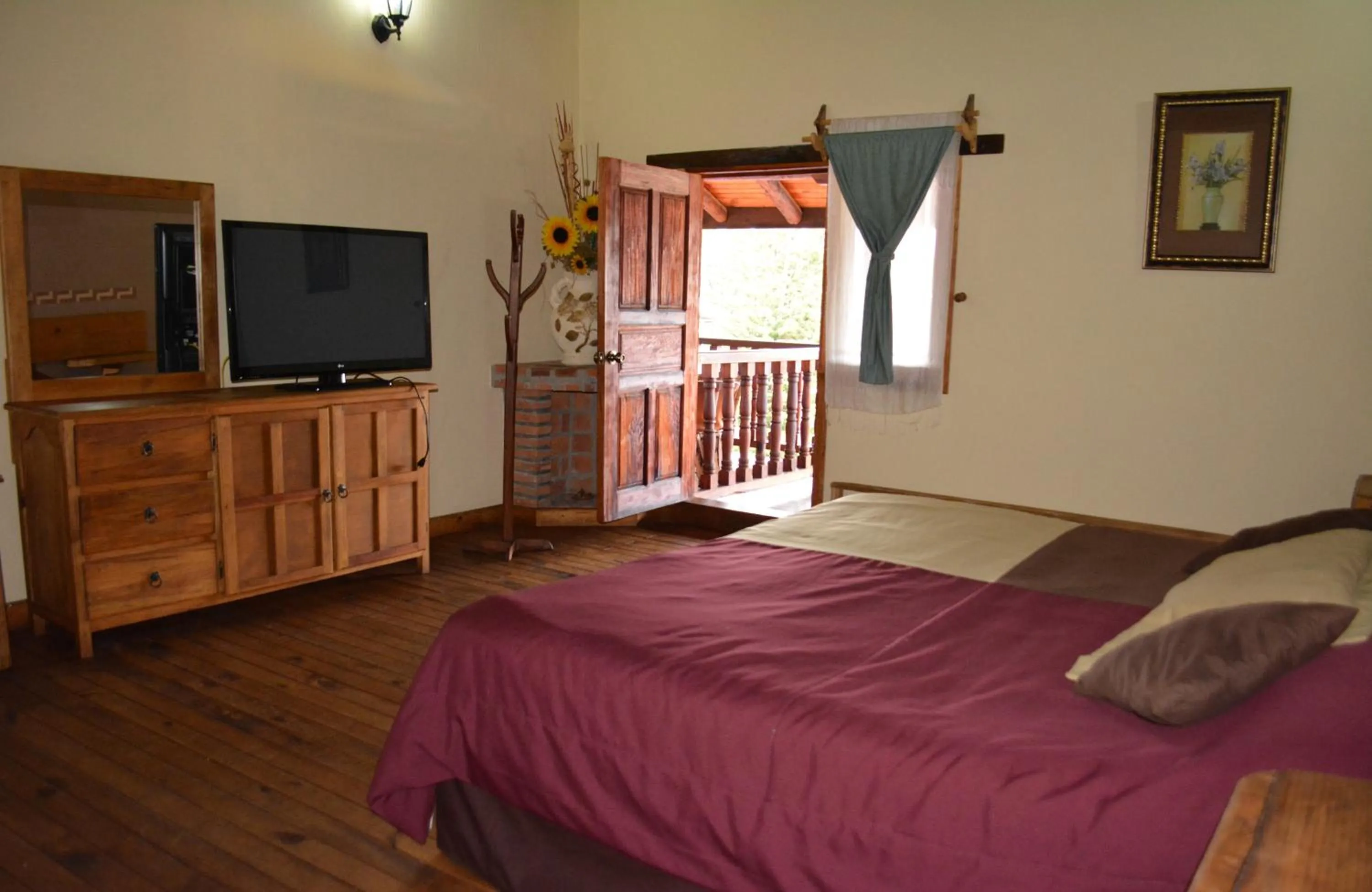 Bed in La Vieja Casona Hotel