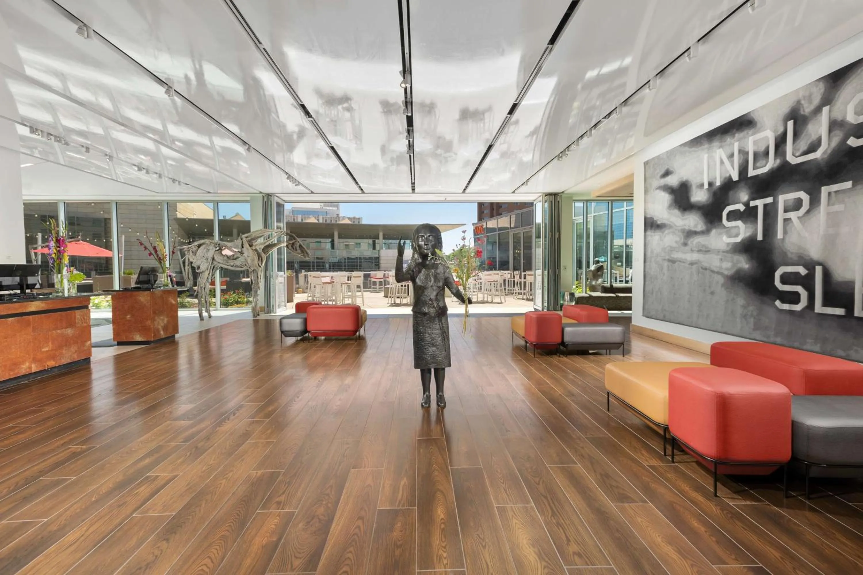 Lobby or reception in The Art Hotel Denver, Curio Collection by Hilton