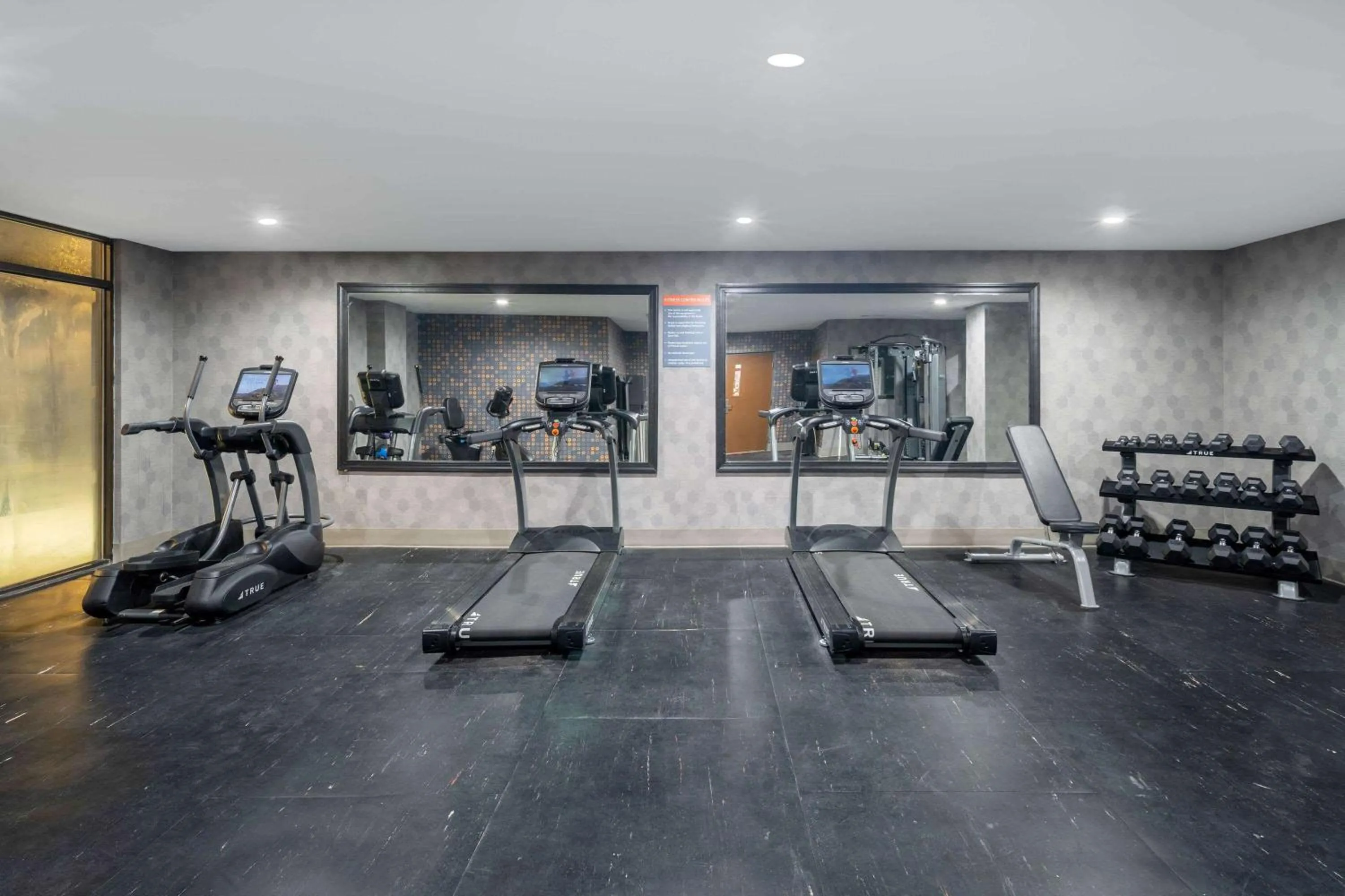 Fitness centre/facilities in La Quinta Inn & Suites by Wyndham-Albany GA