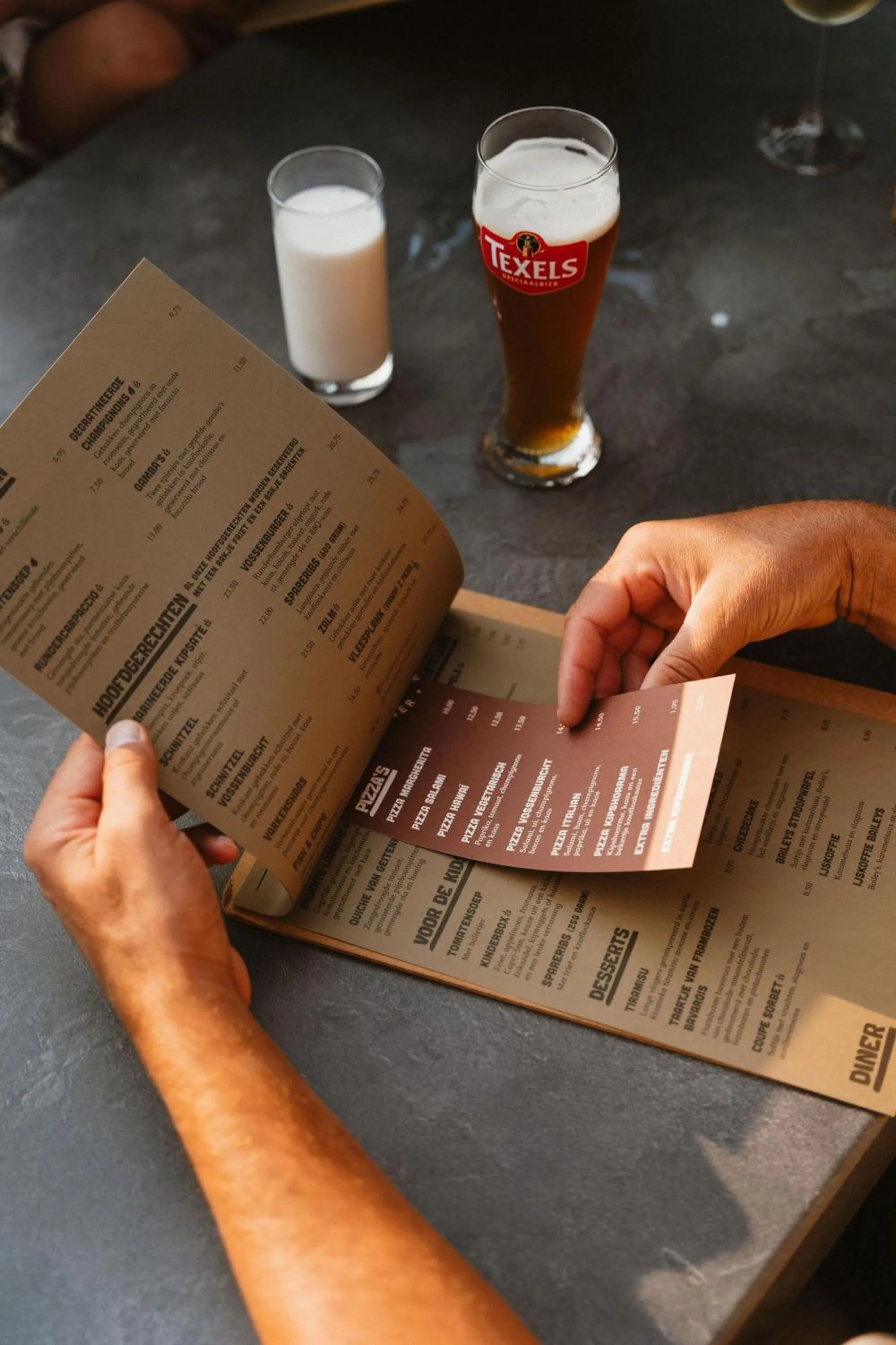 Food and drinks in Recreatiepark de Vossenburcht IJhorst