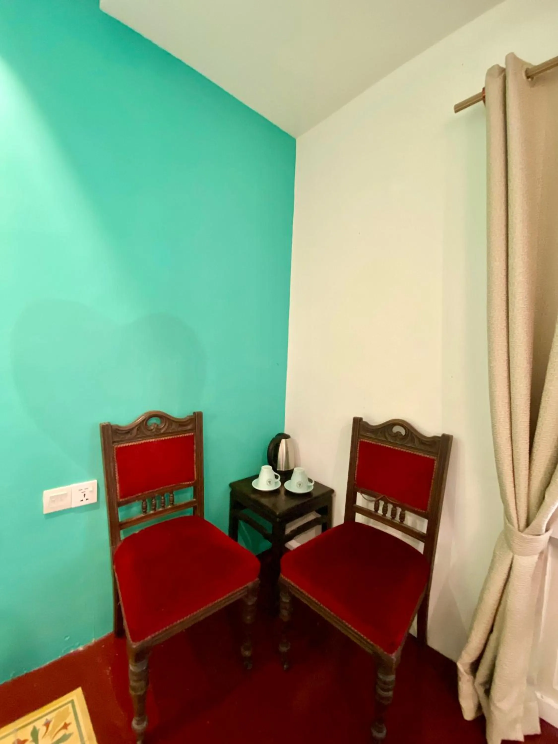 Seating area in Bayu Bayu Hotel by Soft Loft