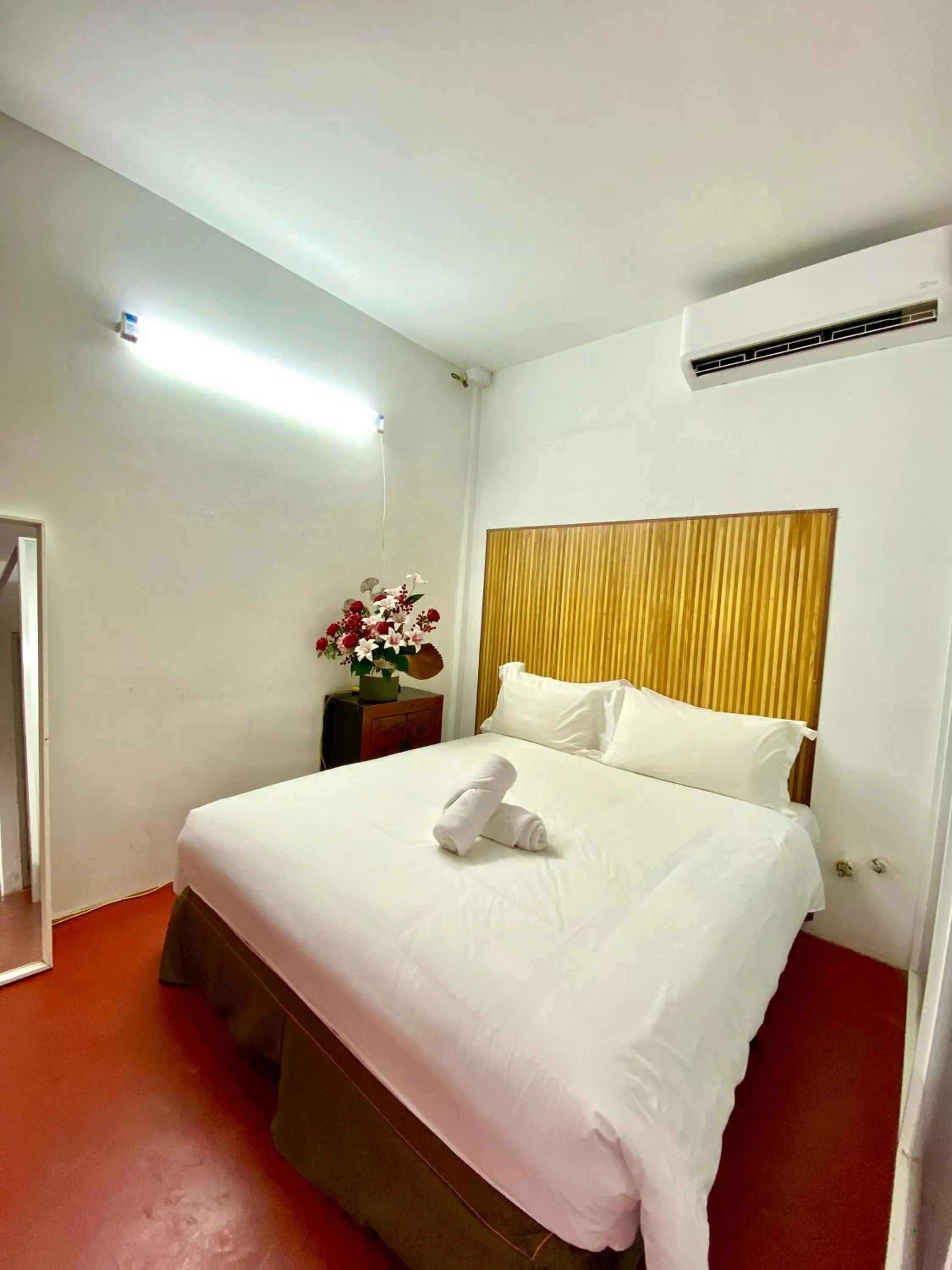 Bed in Bayu Bayu Hotel by Soft Loft
