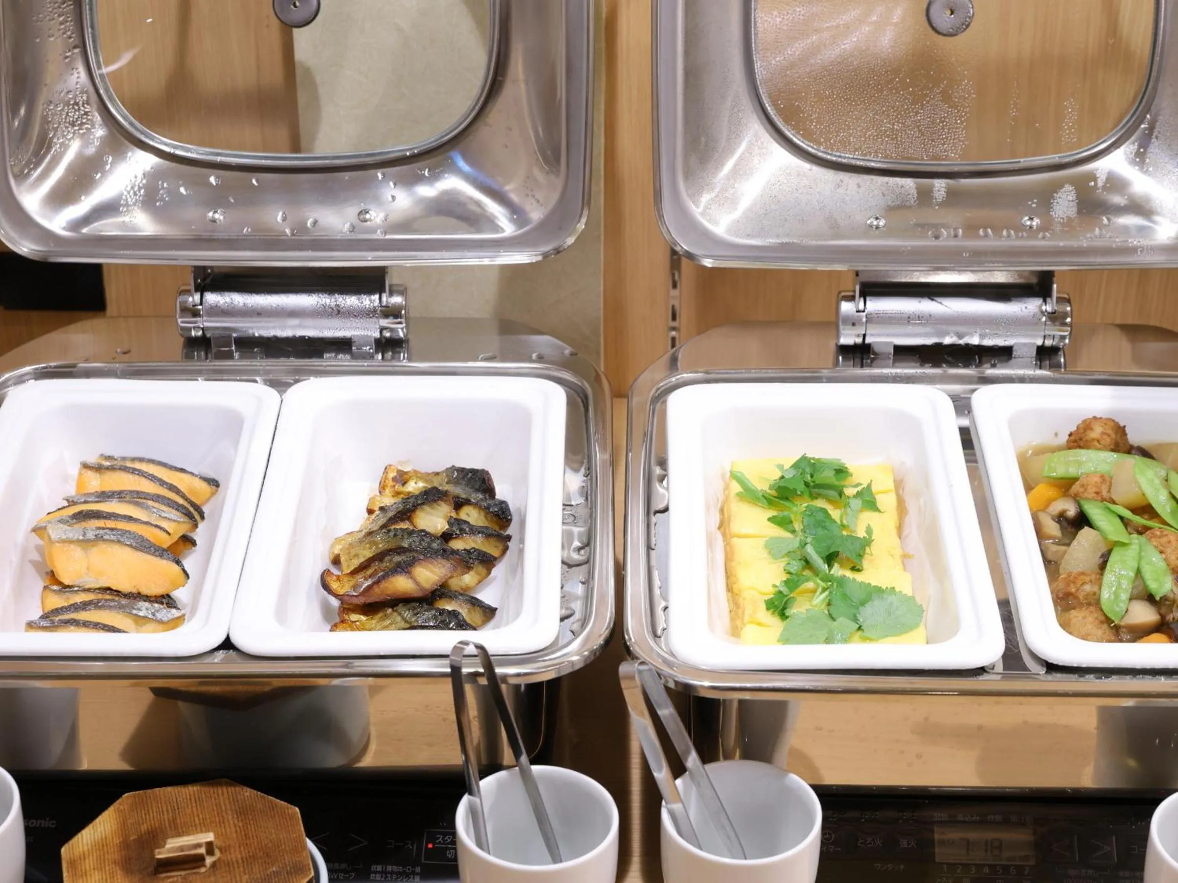 Restaurant/places to eat in Dormy Inn Ueno Okachimachi