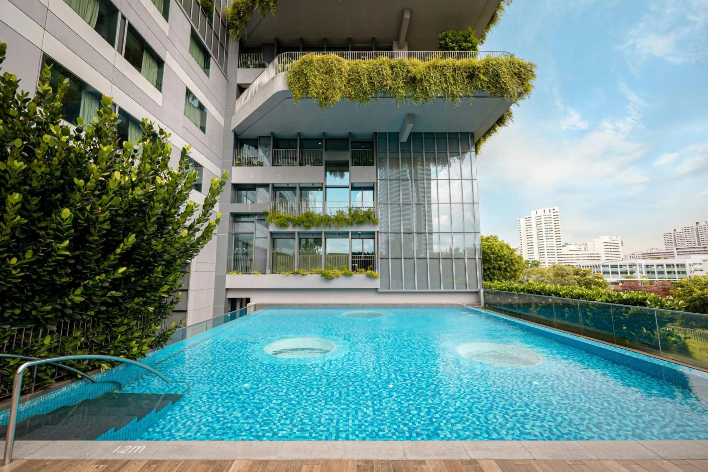 Swimming pool in Genting Hotel Jurong