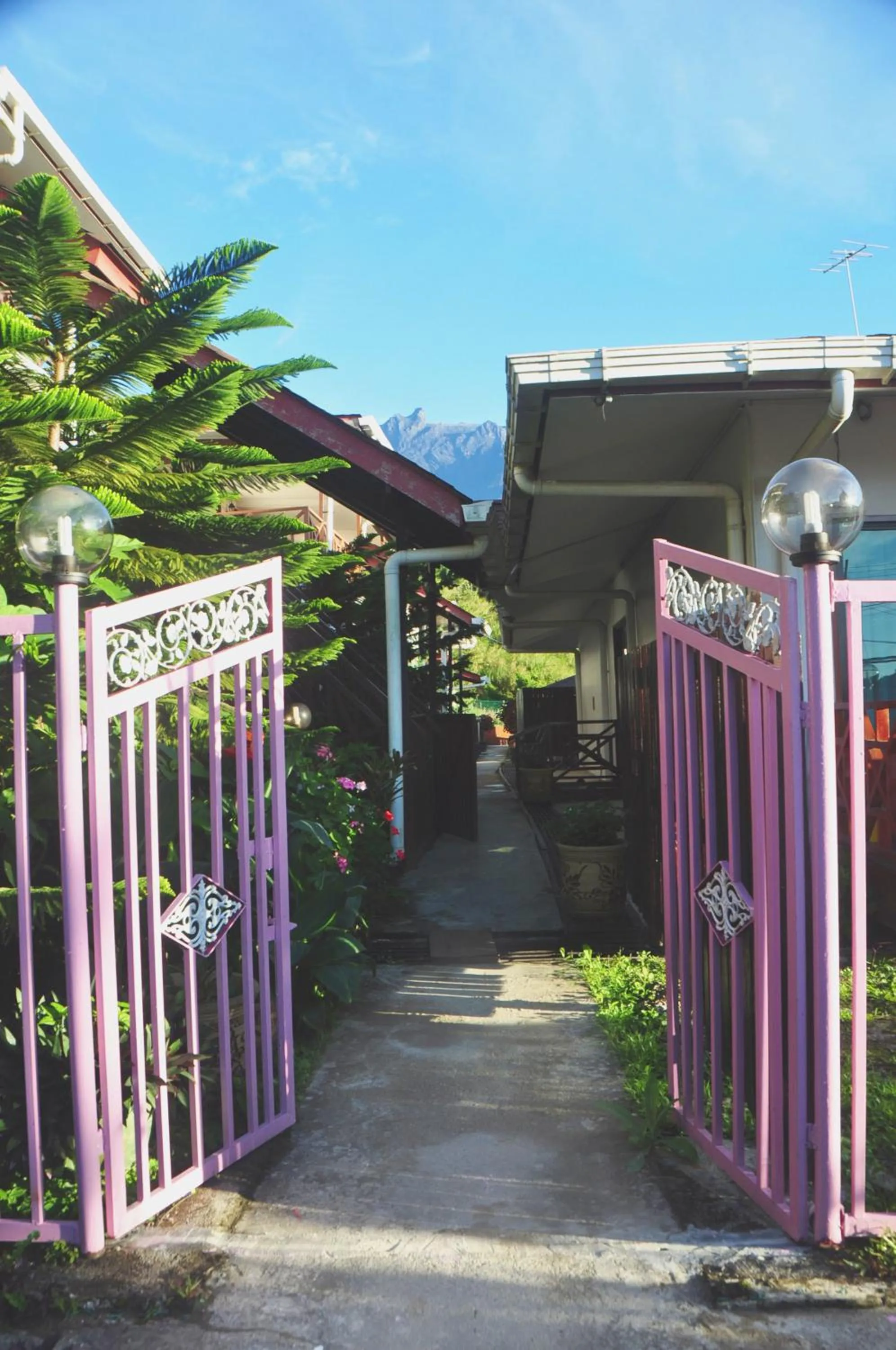 Facade/entrance in Nabalu Kundasang