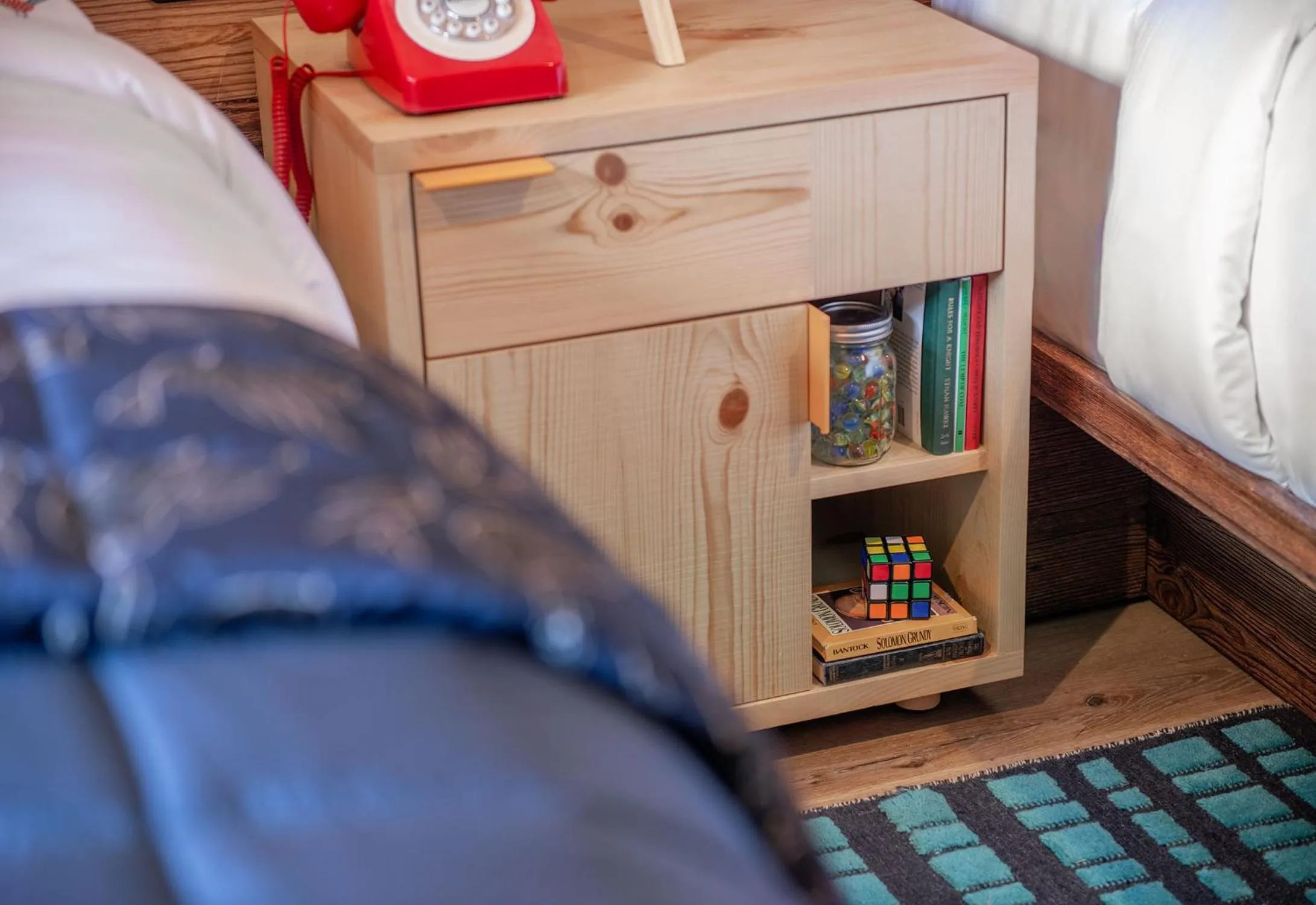 Bedroom in Treehouse Hotel Silicon Valley