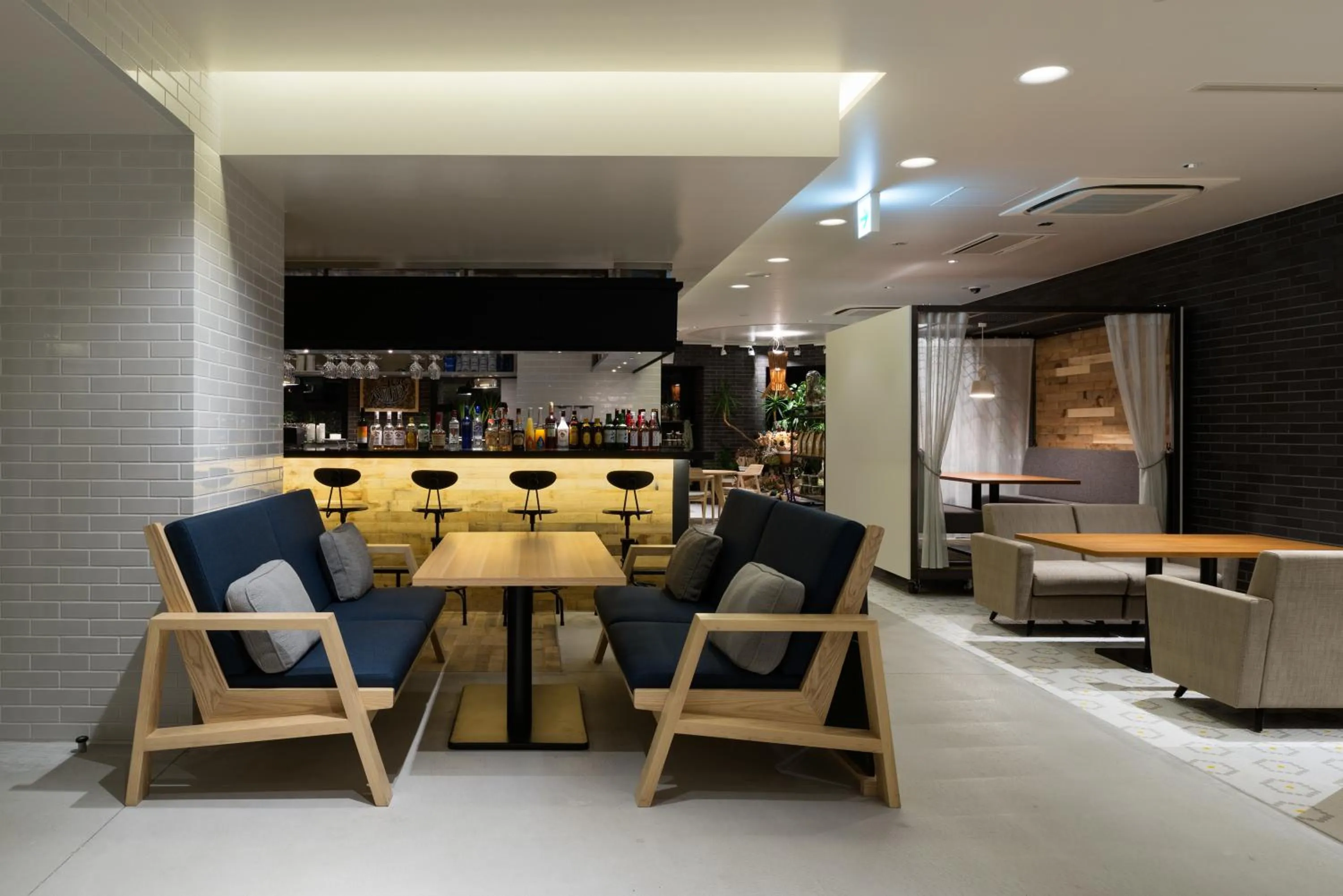 Restaurant/places to eat in Hotel Edit Yokohama