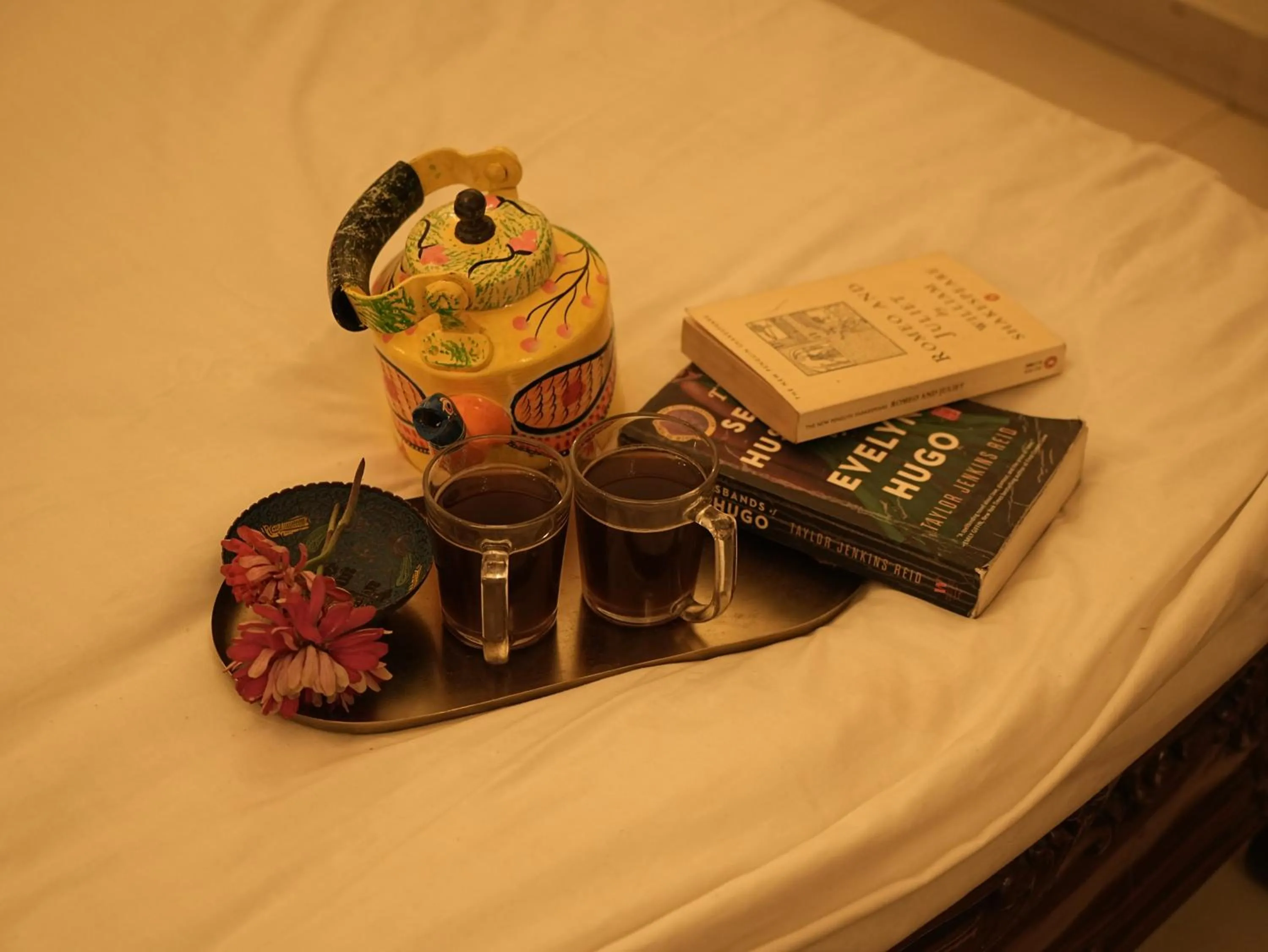 Bed in Paradise Island