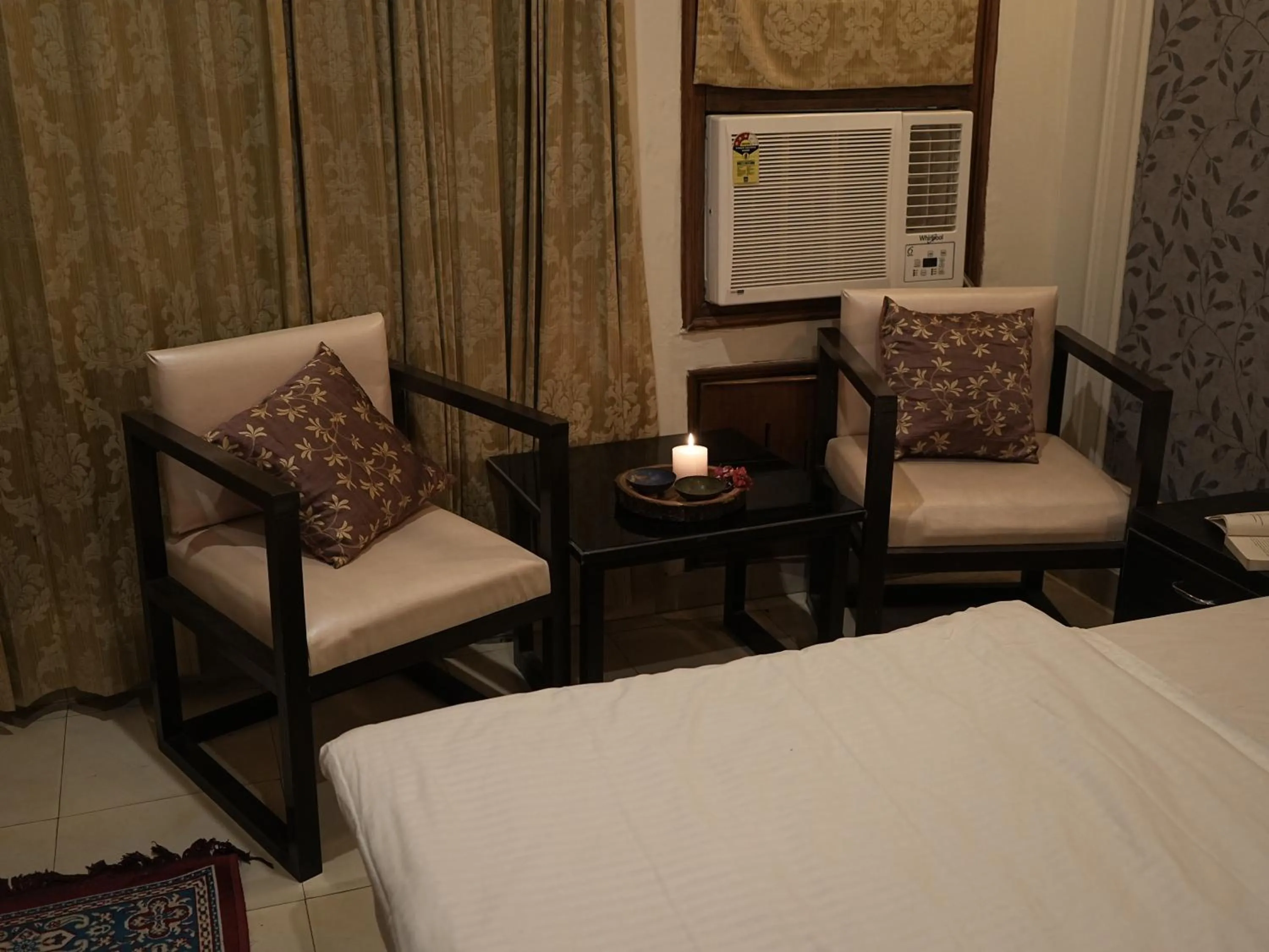 Bed in Paradise Island