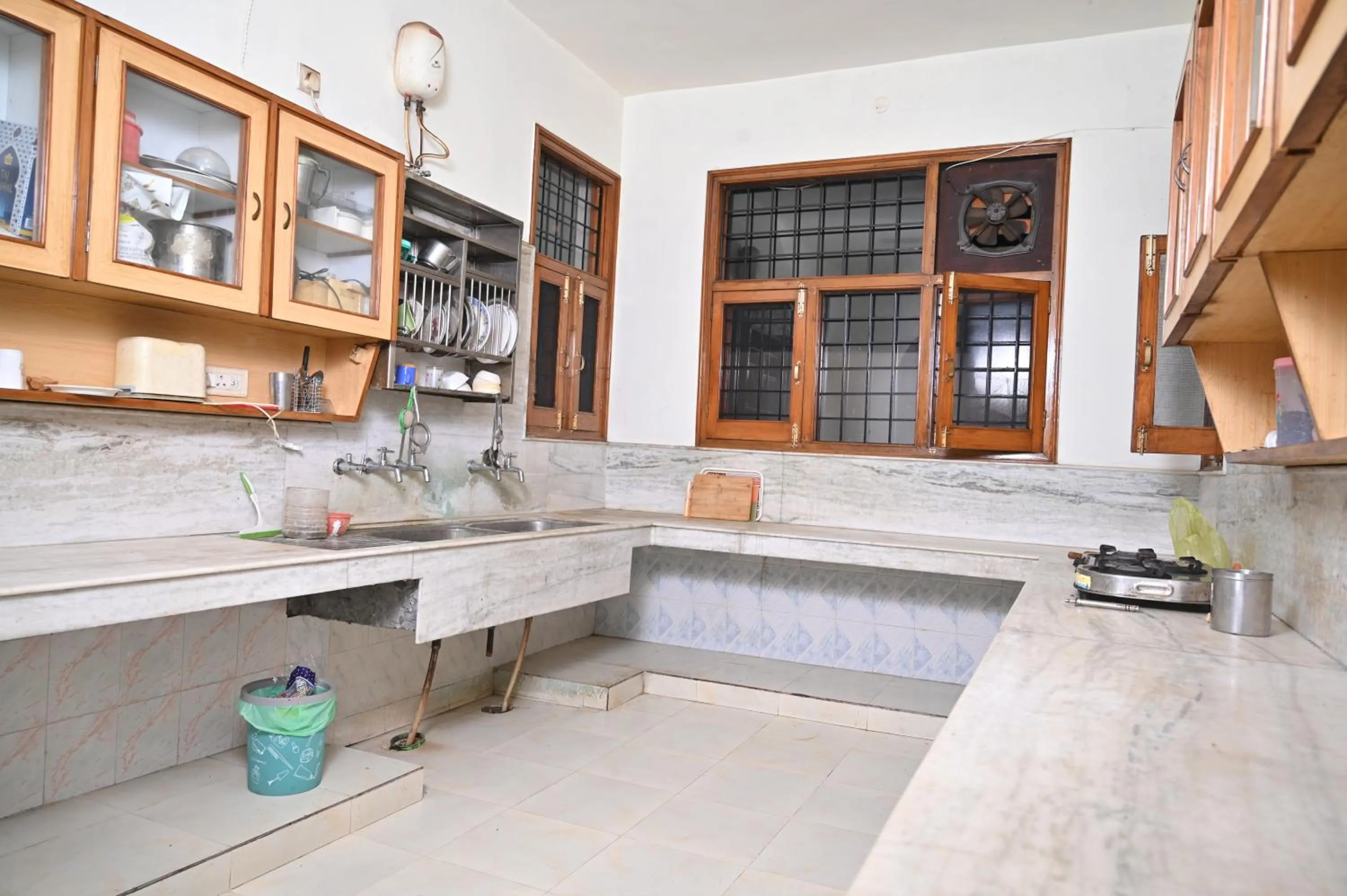 Kitchen or kitchenette in Paradise Island