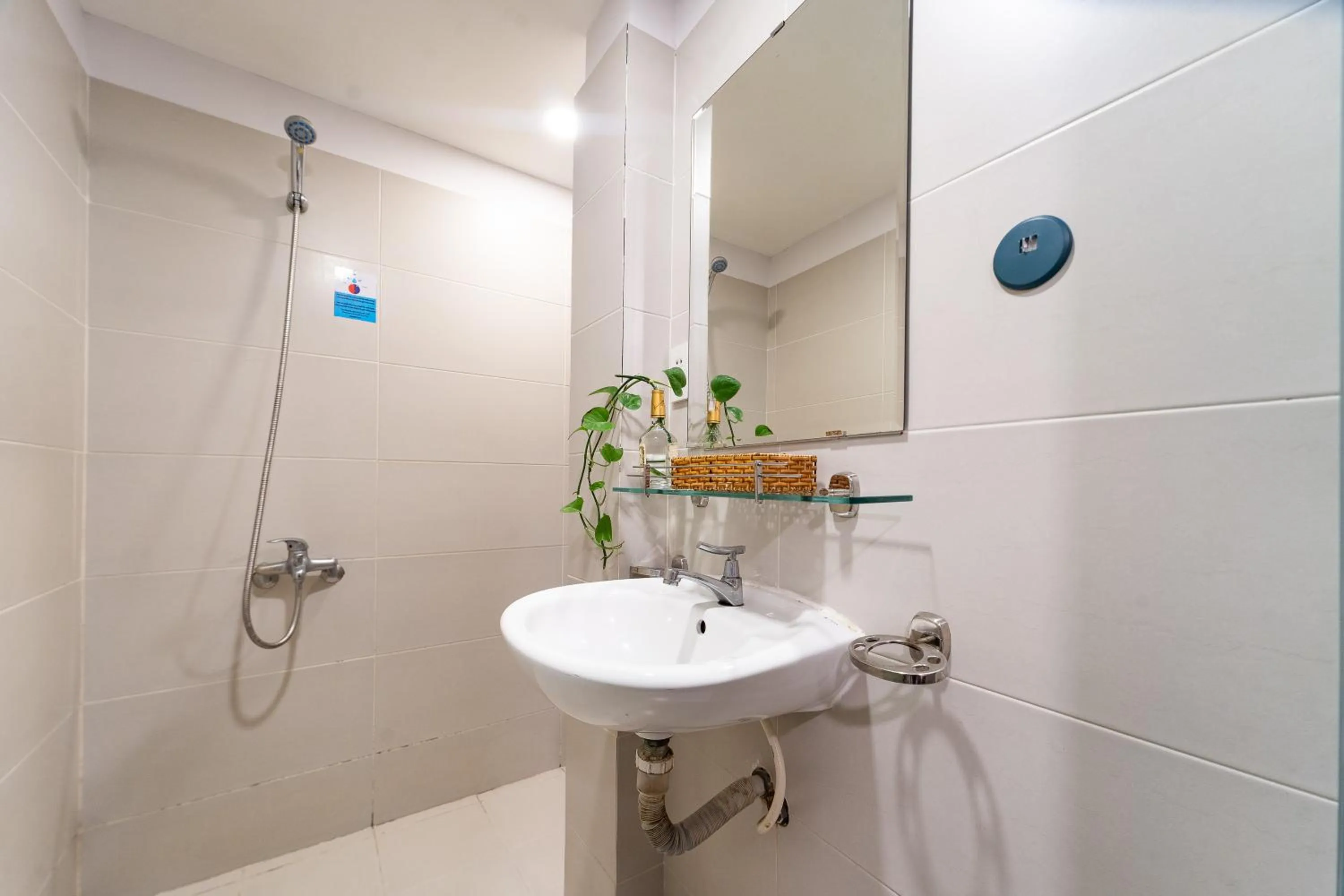 Toilet in Galaxy Boutique Sai Gon Central Hotel