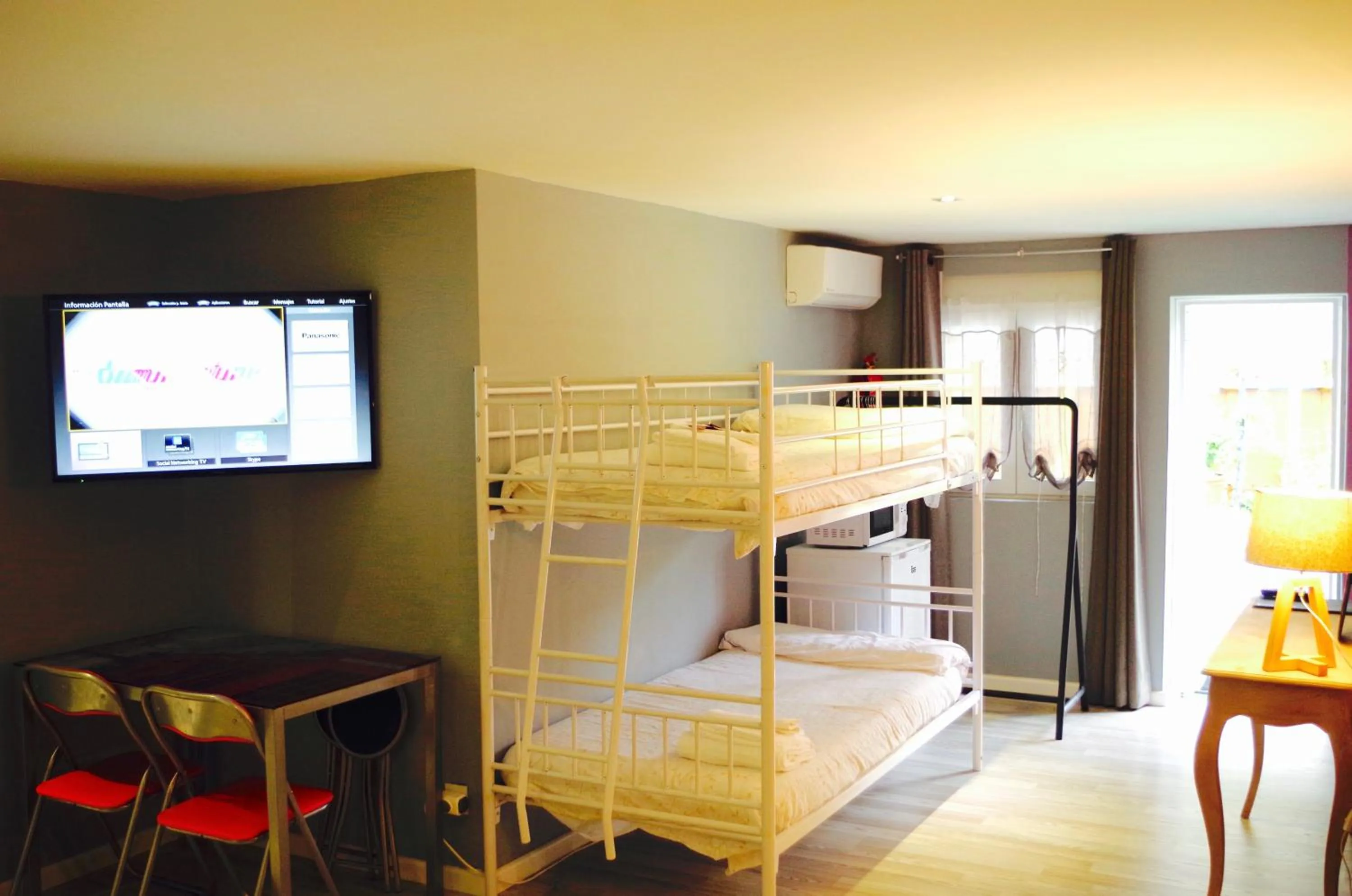 Photo of the whole room, Bed in Hotel Rock Star