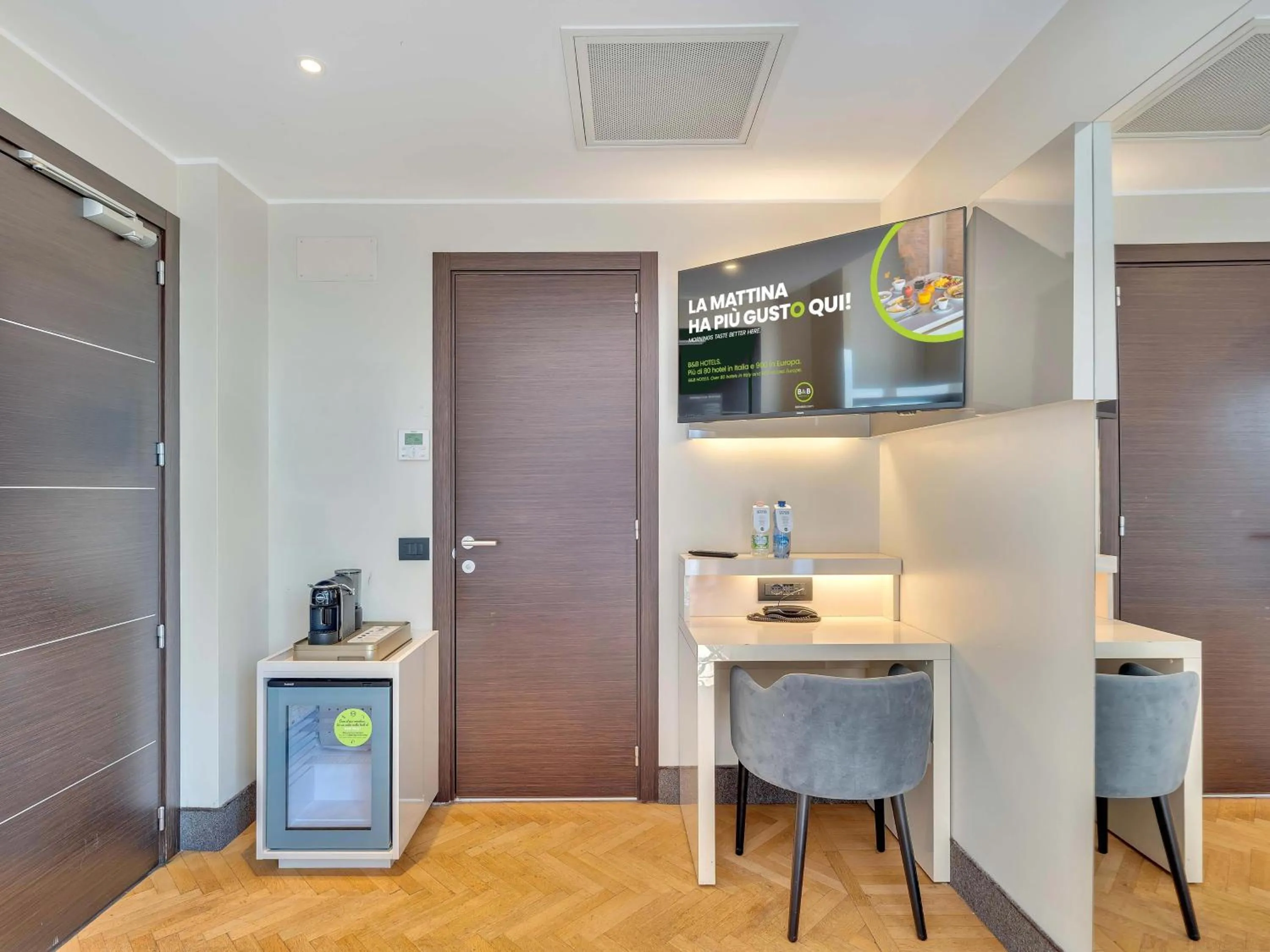 Photo of the whole room in B&B Hotel Milano Sant'Ambrogio