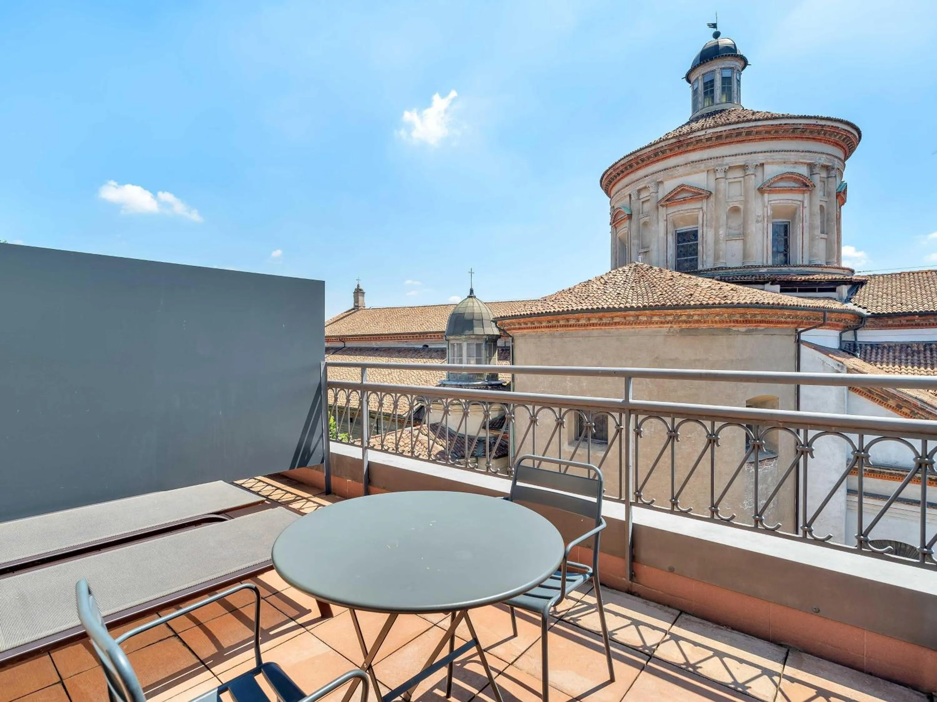 Photo of the whole room in B&B Hotel Milano Sant'Ambrogio