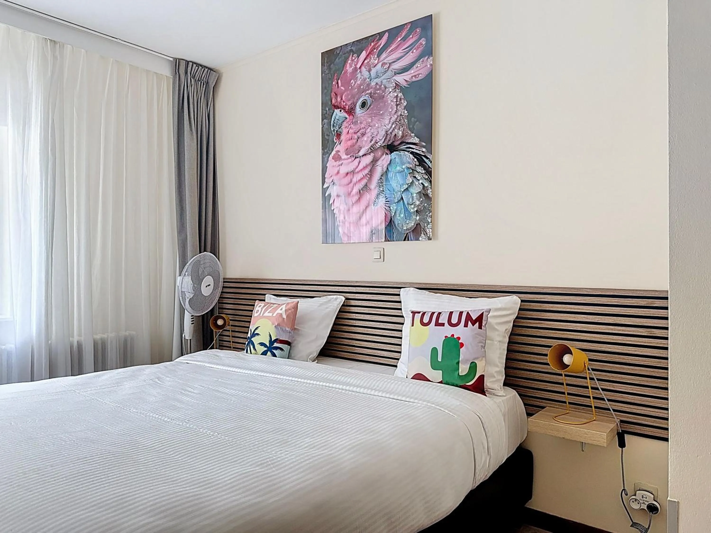 Bed in Slina Hotel Brussels