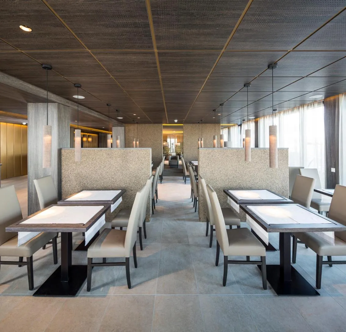 Restaurant/places to eat in MYHOTEL München Olching