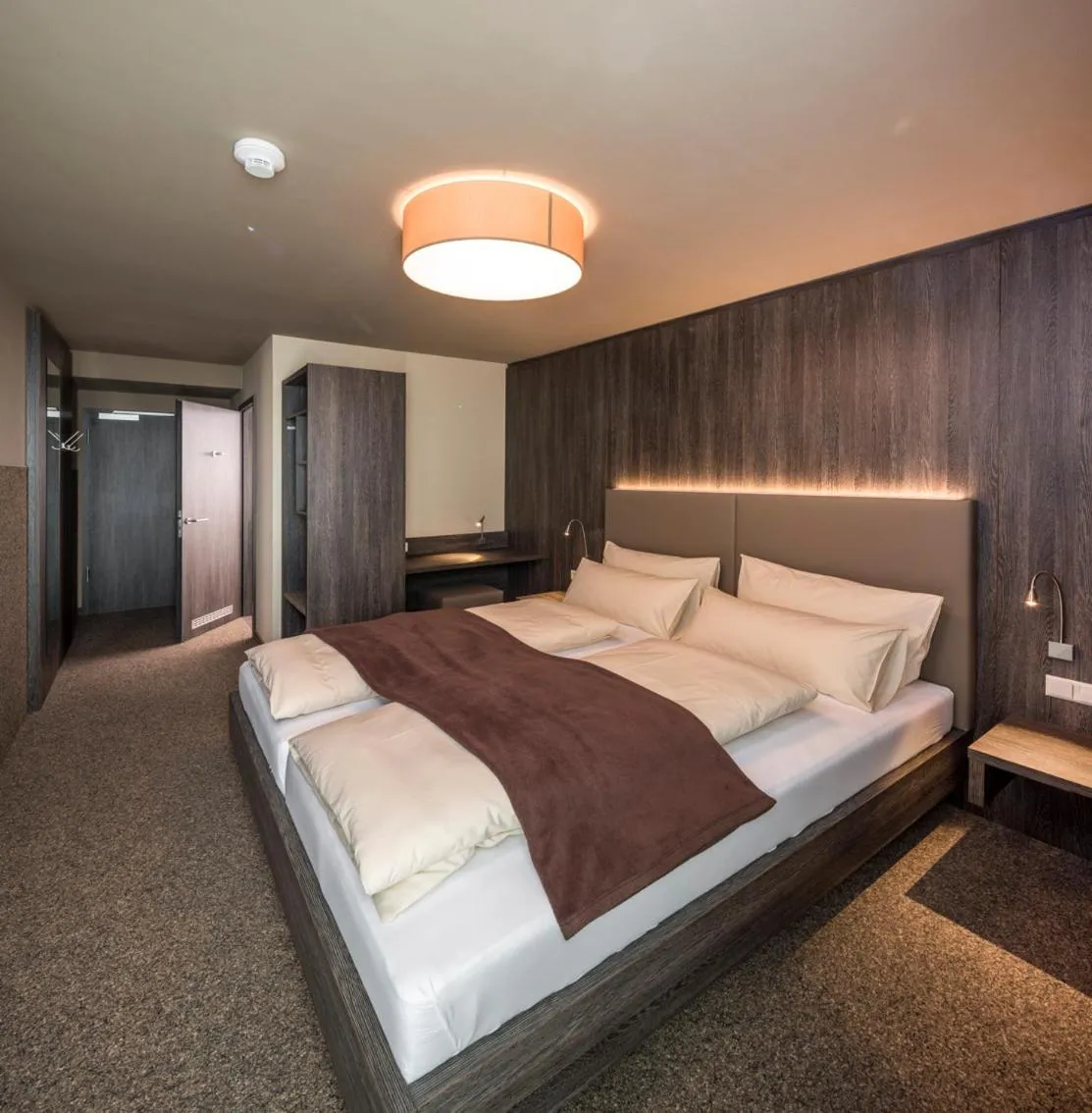 Photo of the whole room, Bed in MYHOTEL München Olching