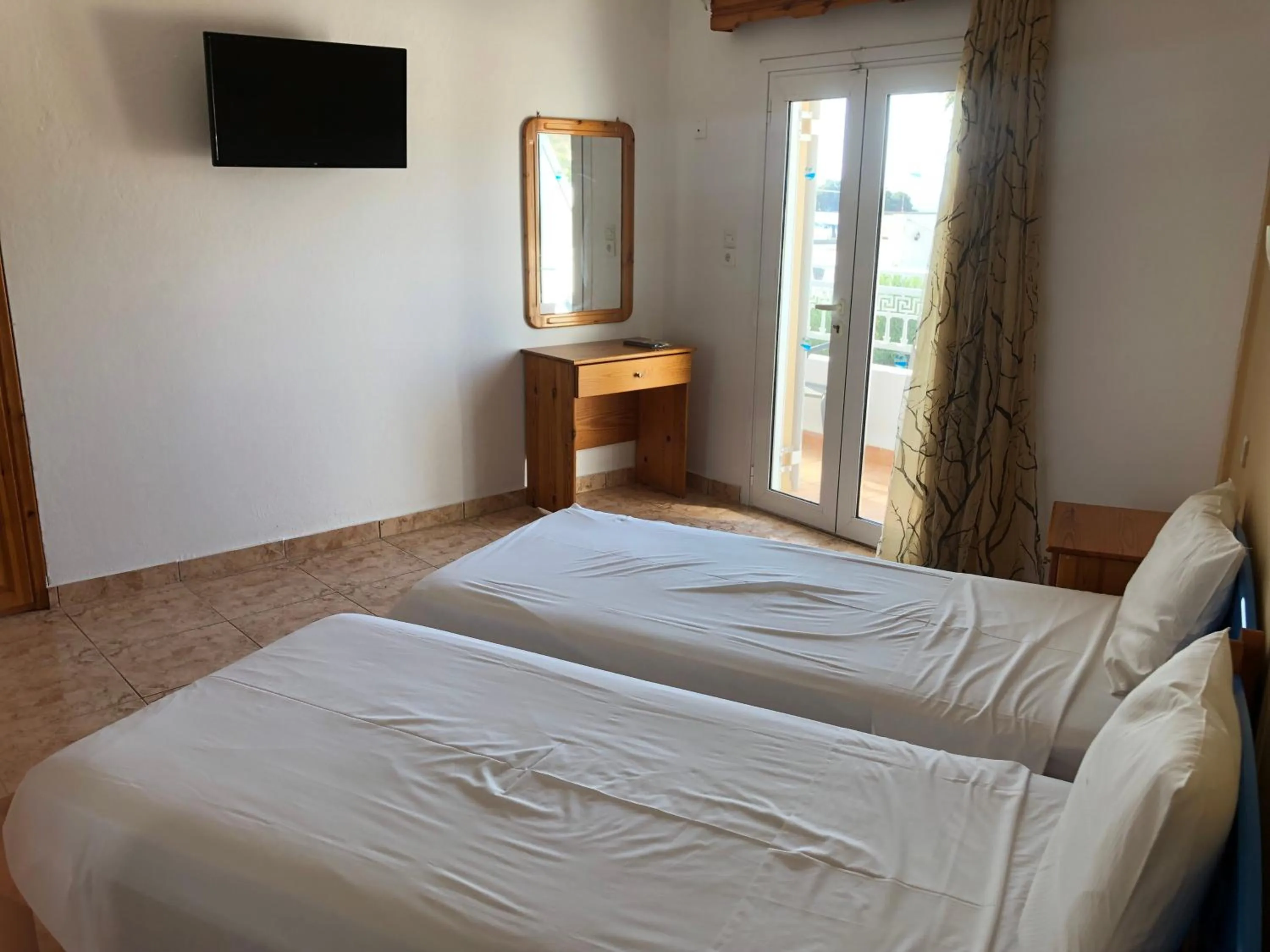 Bedroom, Bed in Anthoulis Studios