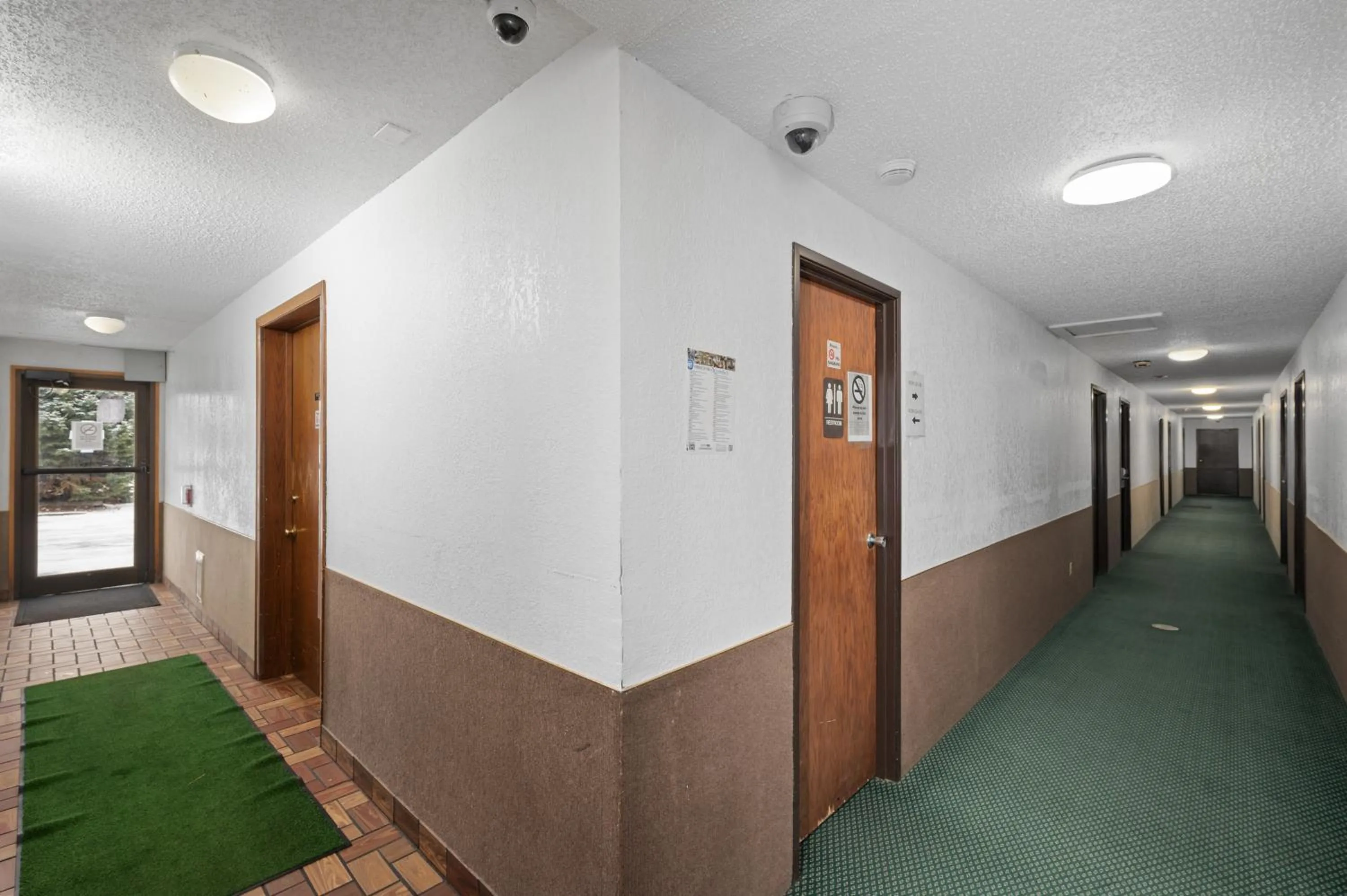 Property building in StayInn Grand Forks