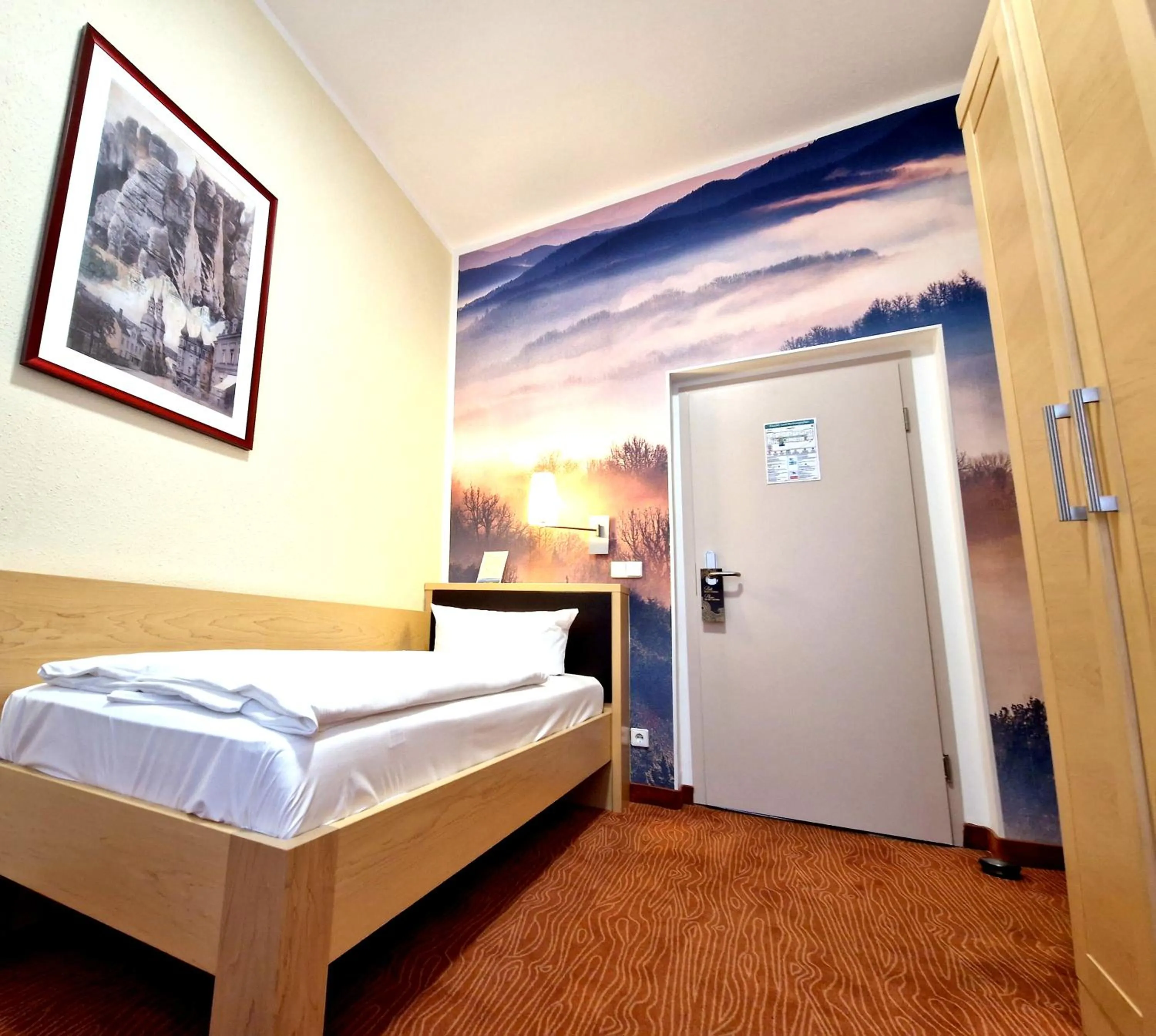 Photo of the whole room, Bed in Hotel Lindenhof Bad Schandau