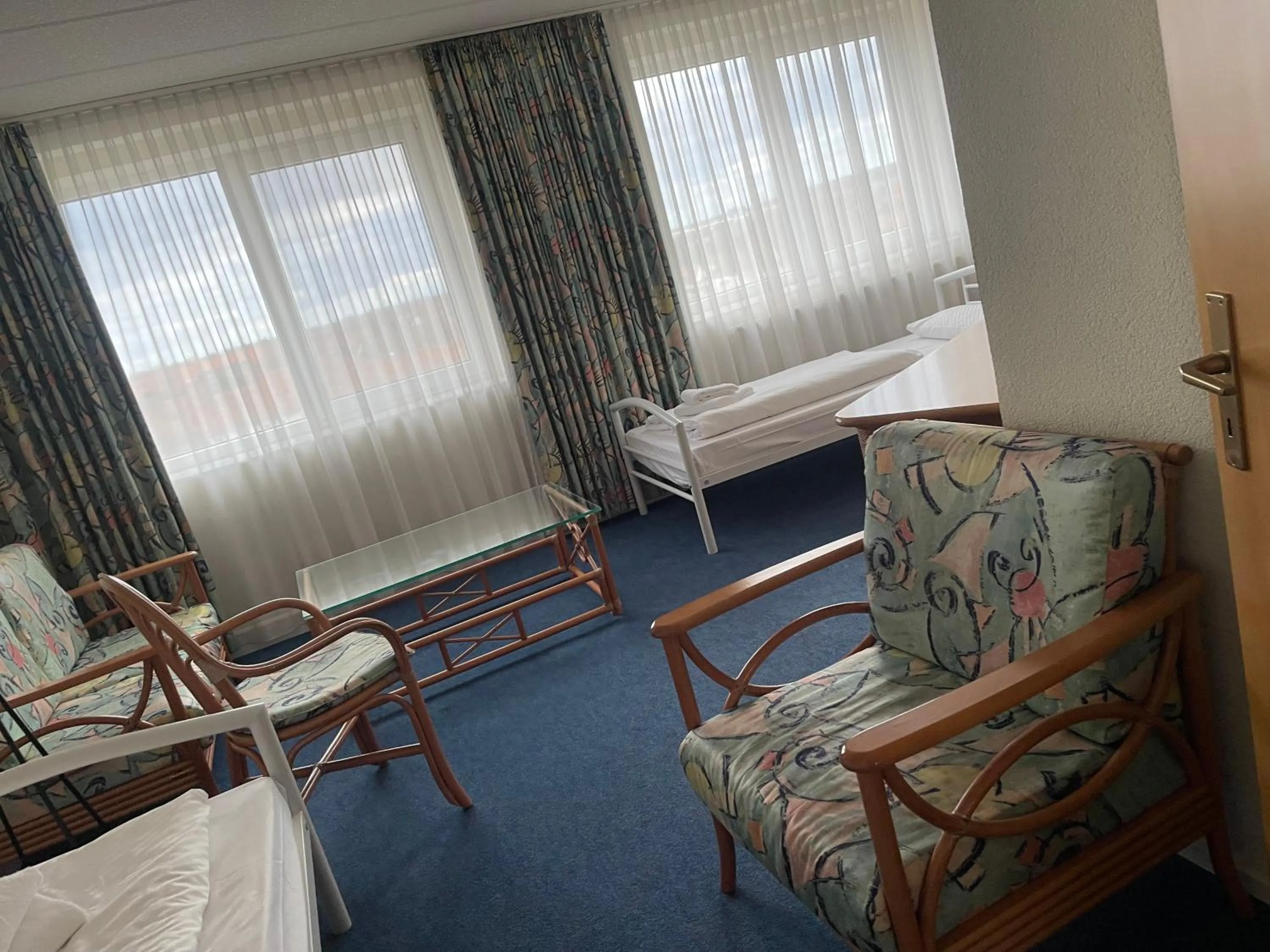 Bed in TRIP INN Axxon Hotel