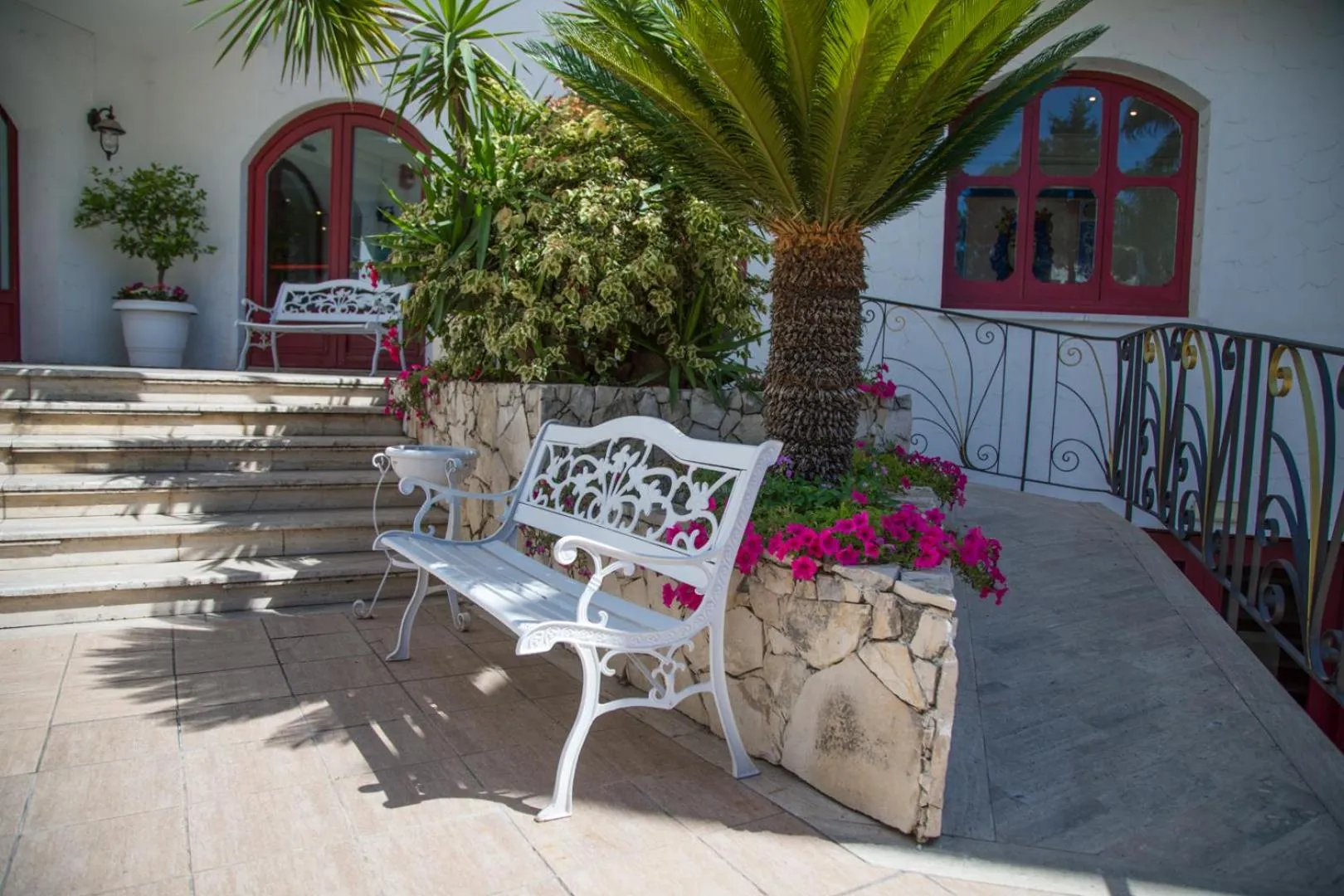 Facade/entrance in Assinos Palace Hotel