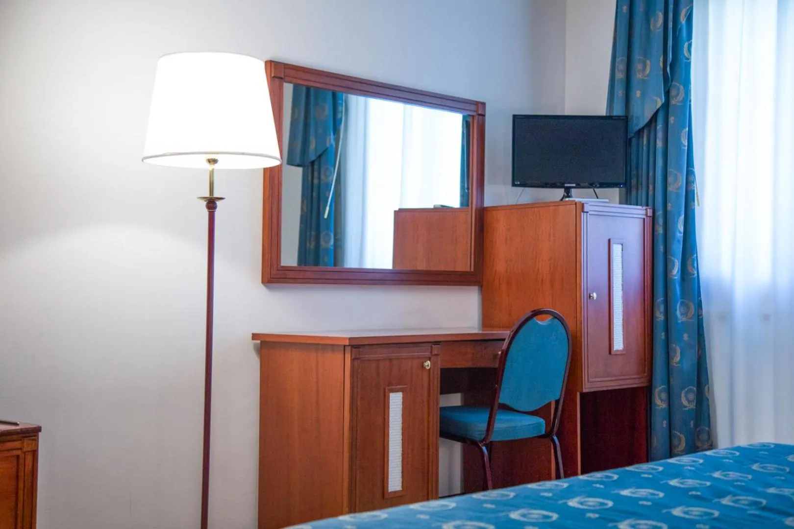 TV and multimedia in Assinos Palace Hotel