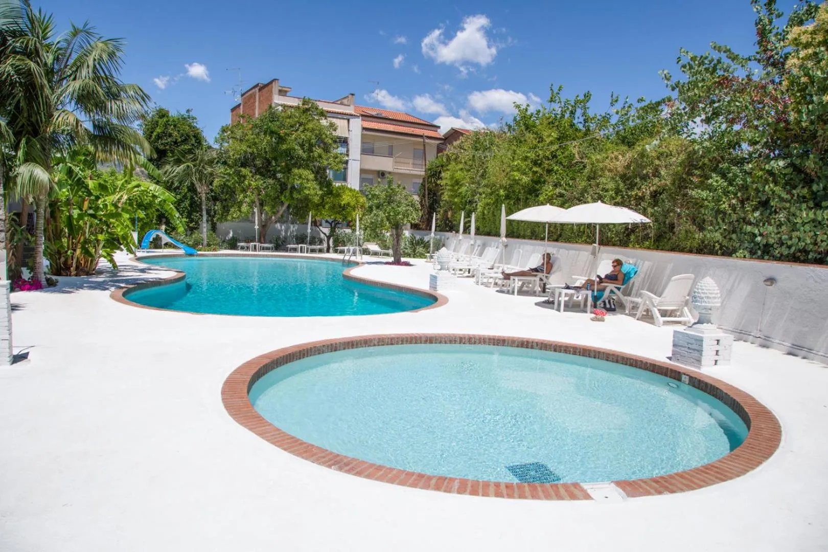 Swimming pool in Assinos Palace Hotel