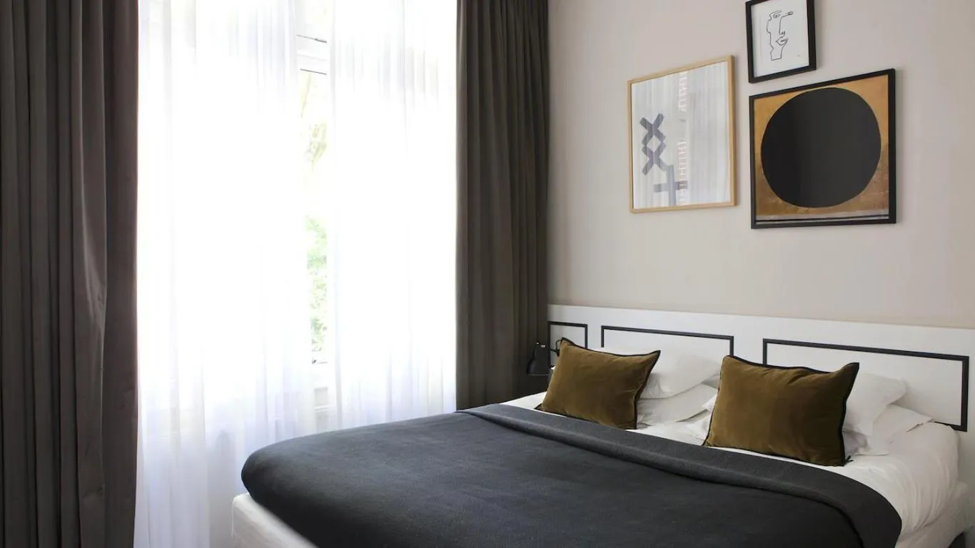 Bed in Morgan & Mees Amsterdam